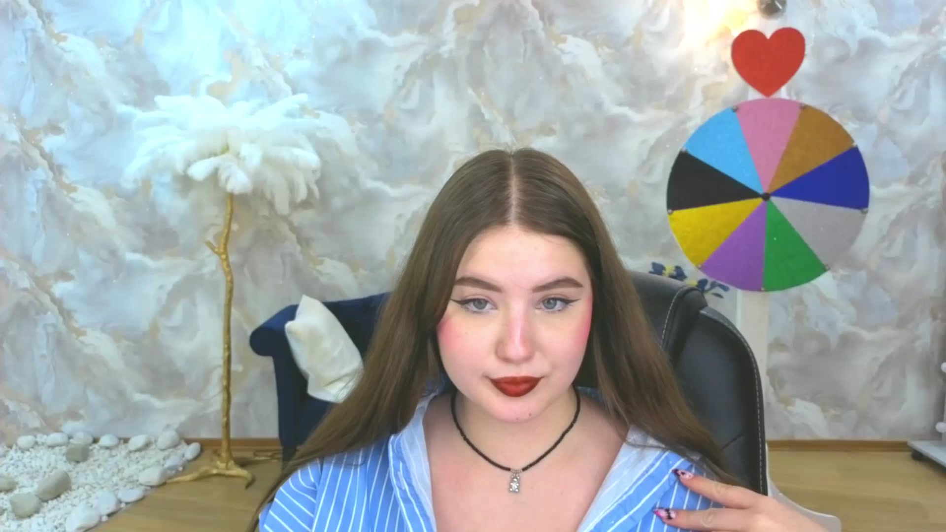 Gallery image thumbnail from EnigmaVeil's myfreecams stream on, 10/04/2025, 10:36 image 5 of 20