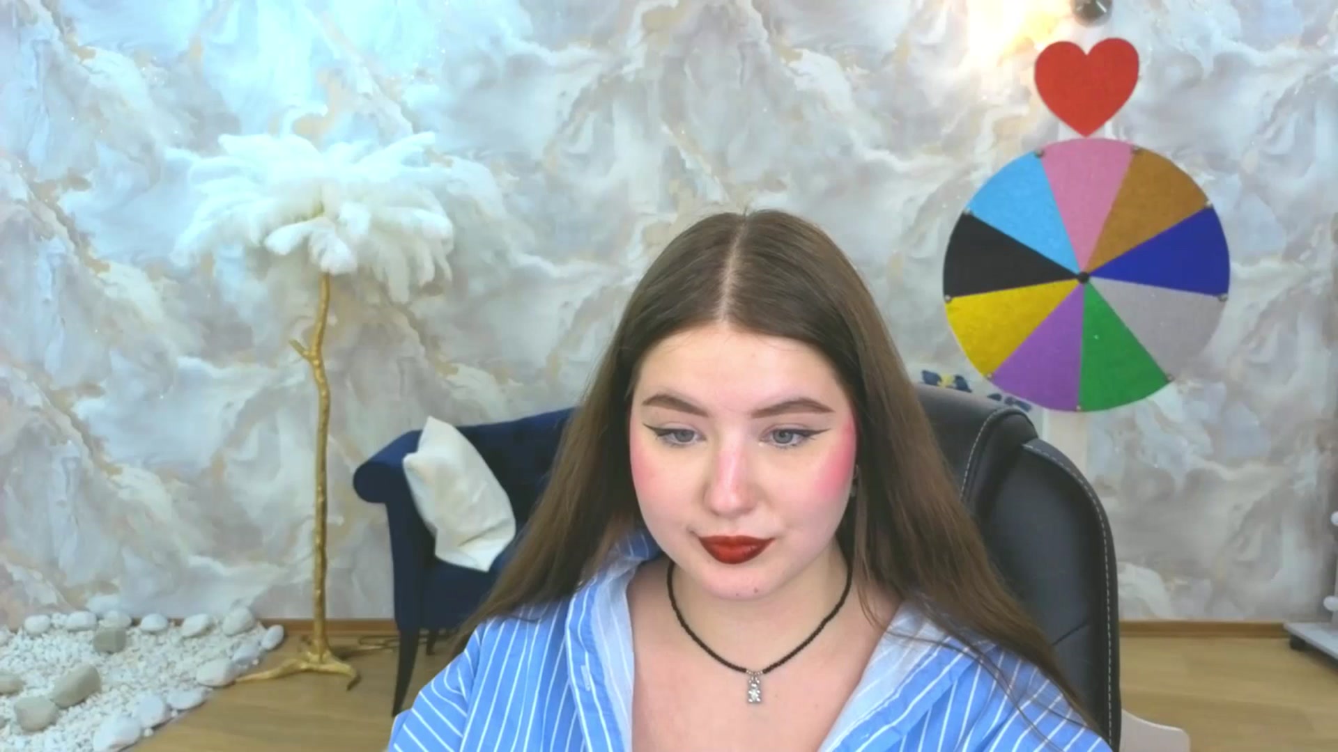 Gallery image thumbnail from EnigmaVeil's myfreecams stream on, 10/04/2025, 10:36 image 6 of 20