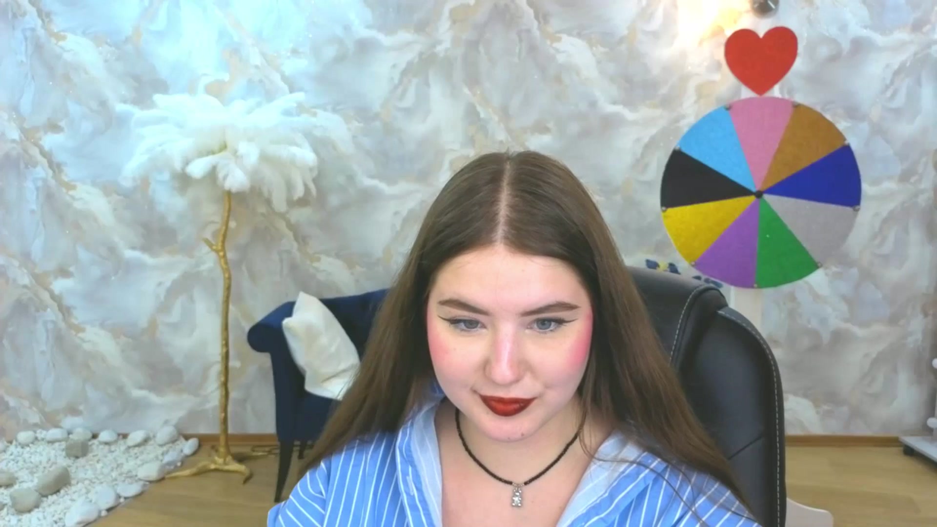 Gallery image thumbnail from EnigmaVeil's myfreecams stream on, 10/04/2025, 10:36 image 8 of 20