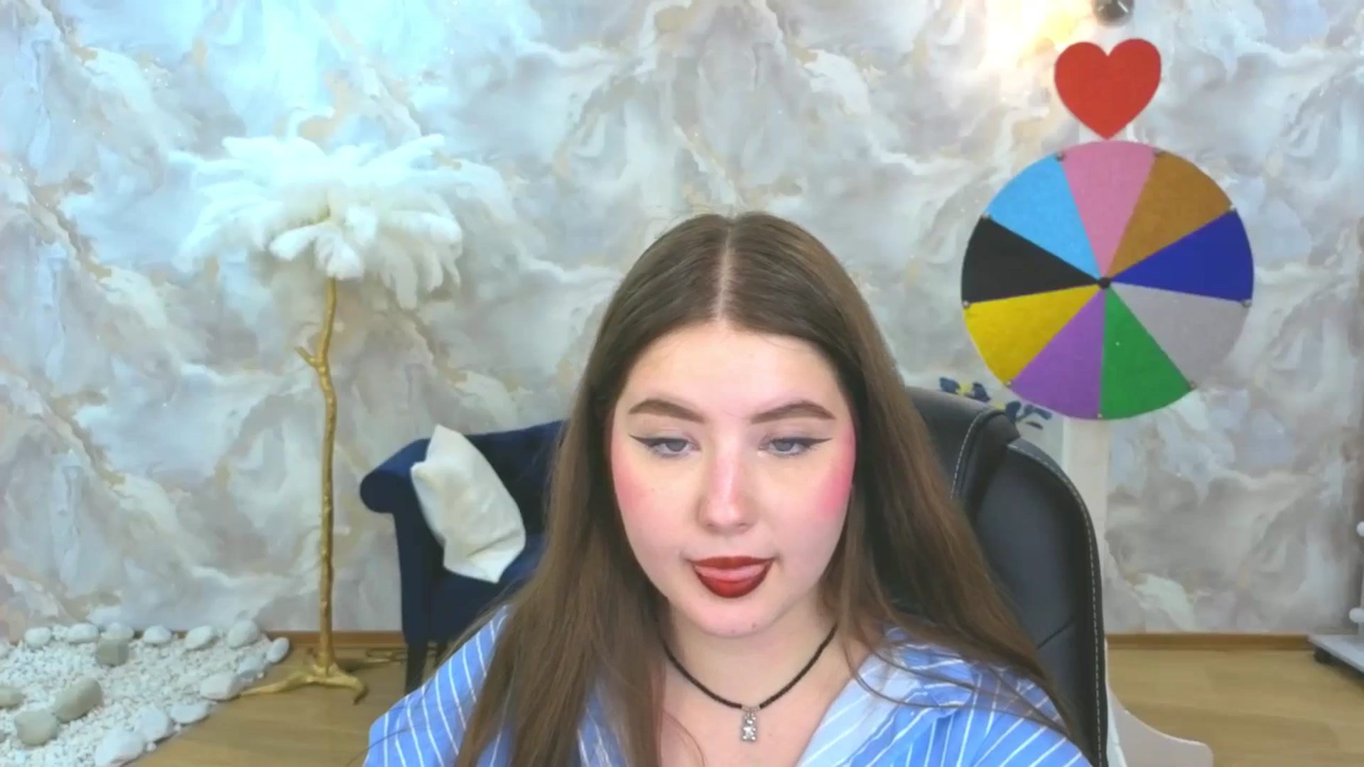 Gallery image thumbnail from EnigmaVeil's myfreecams stream on, 10/04/2025, 10:36 image 4 of 20