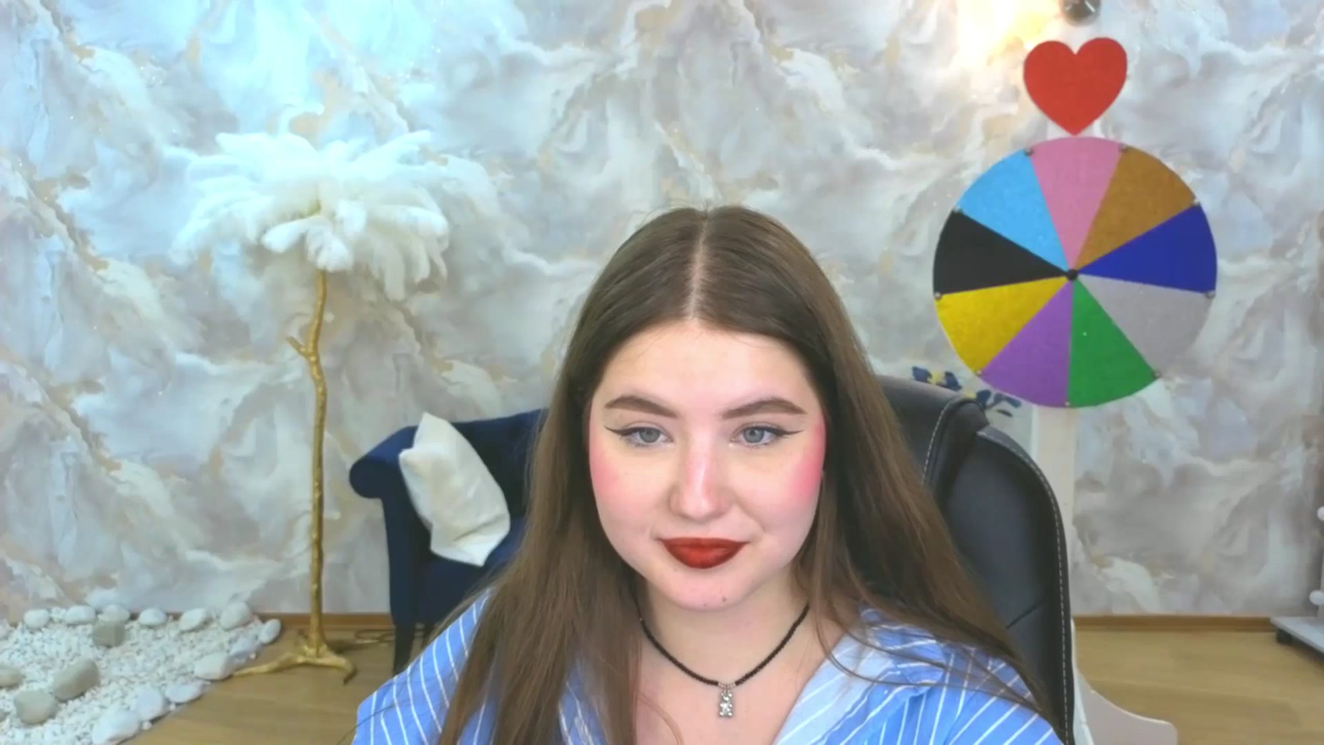 Gallery image thumbnail from EnigmaVeil's myfreecams stream on, 10/04/2025, 10:36 image 3 of 20