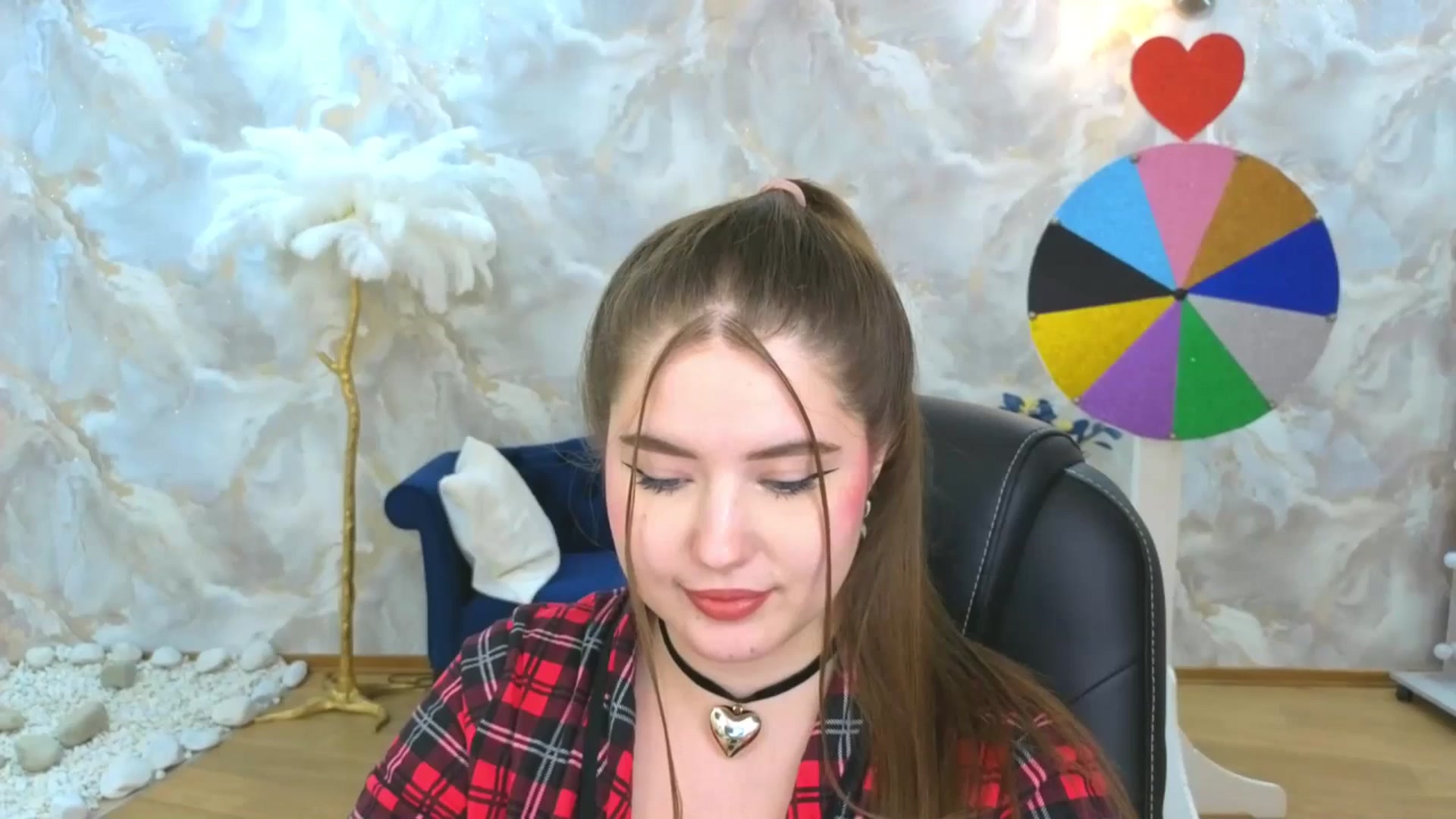 Gallery image thumbnail from EnigmaVeil's myfreecams stream on, 10/05/2025, 08:53 image 19 of 20