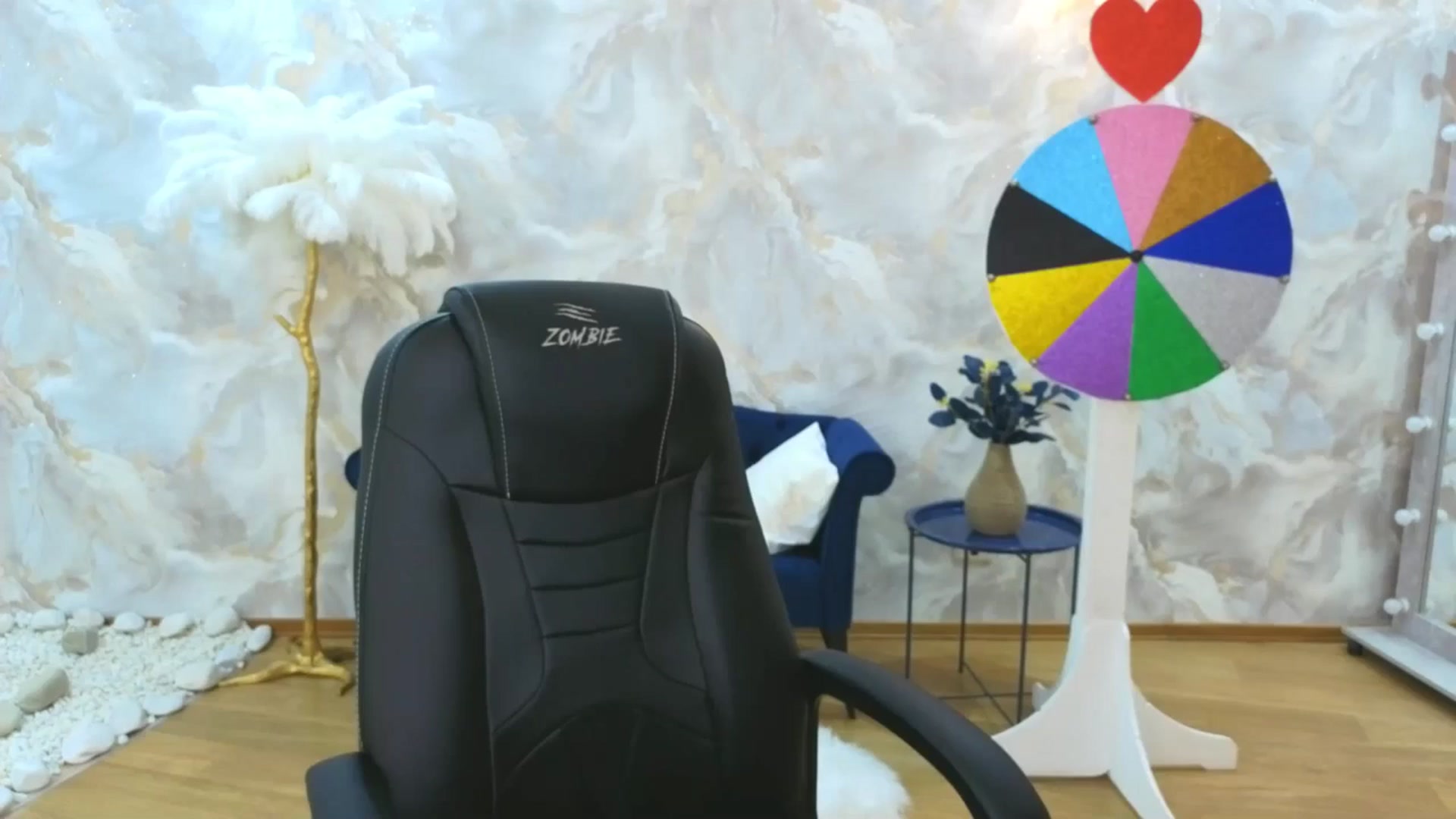 Gallery image thumbnail from EnigmaVeil's myfreecams stream on, 10/05/2025, 08:53 image 4 of 20