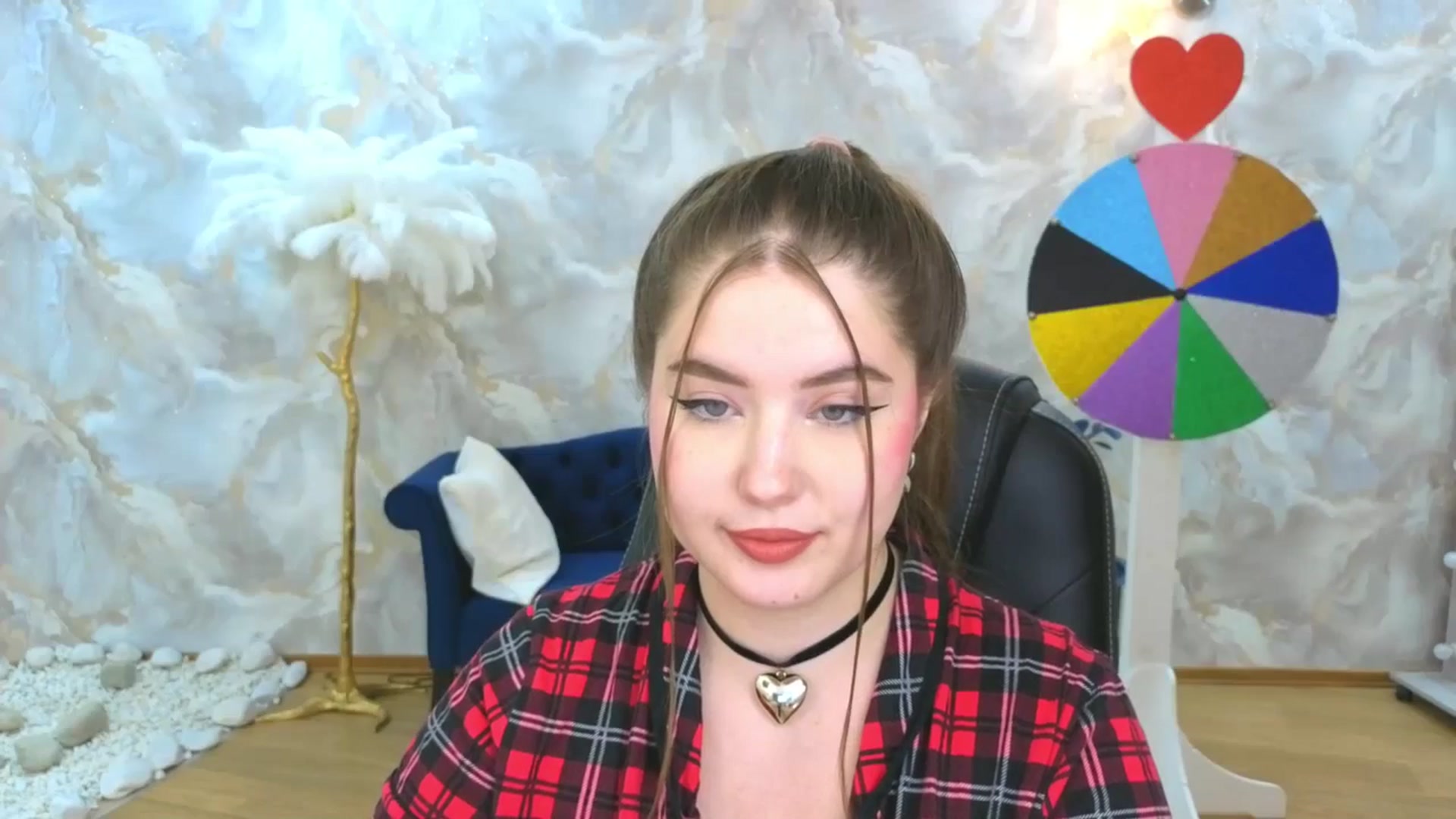 Gallery image thumbnail from EnigmaVeil's myfreecams stream on, 10/05/2025, 08:53 image 9 of 20
