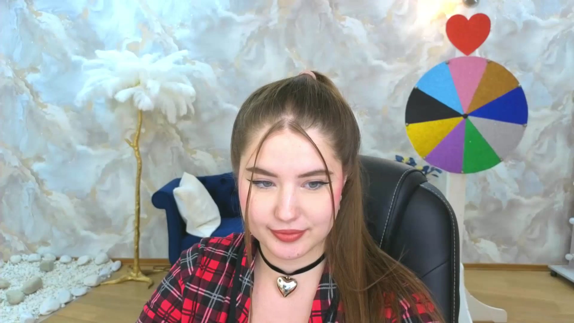 Gallery image thumbnail from EnigmaVeil's myfreecams stream on, 10/05/2025, 08:53 image 17 of 20