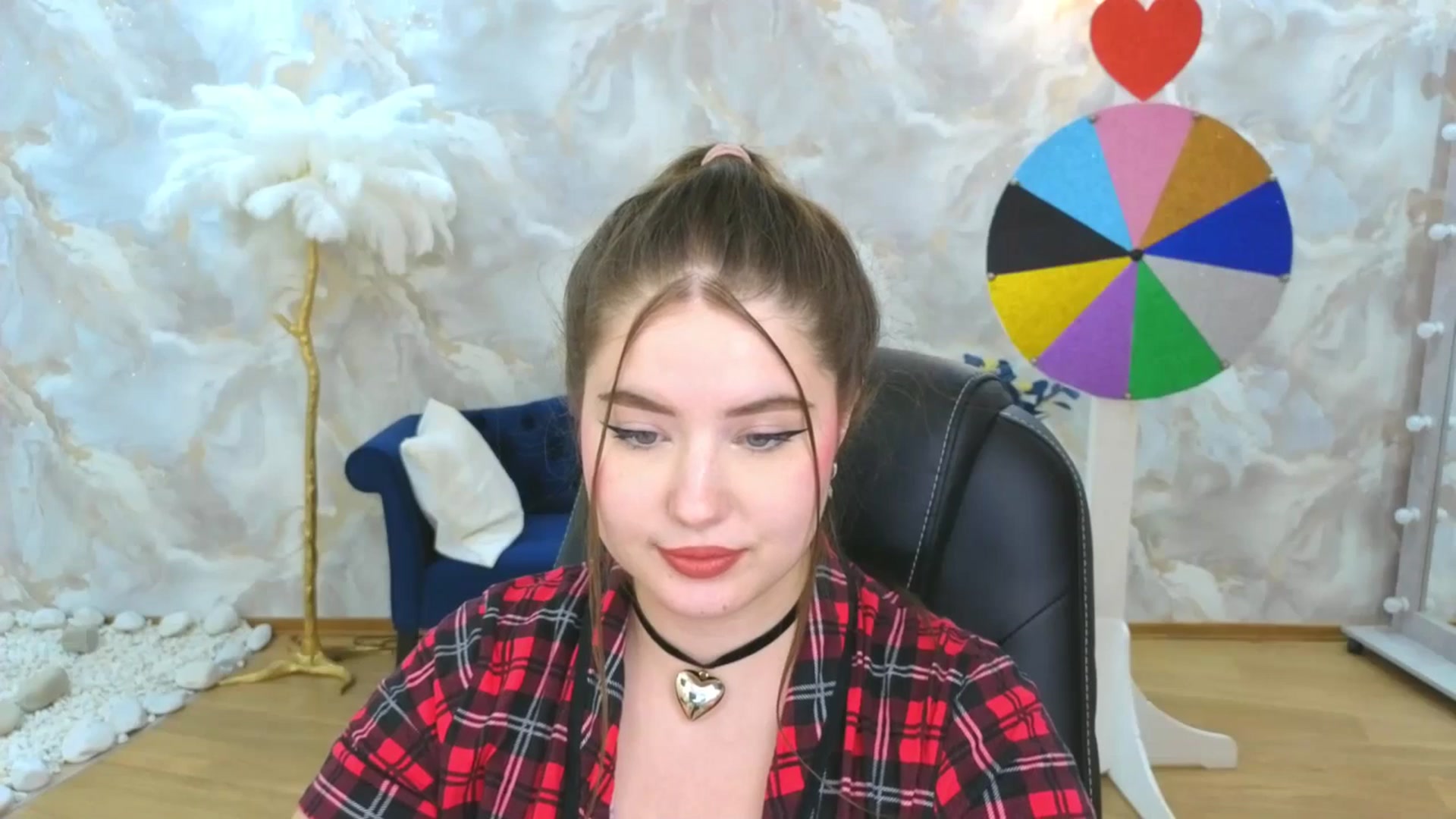 Gallery image thumbnail from EnigmaVeil's myfreecams stream on, 10/05/2025, 08:53 image 2 of 20