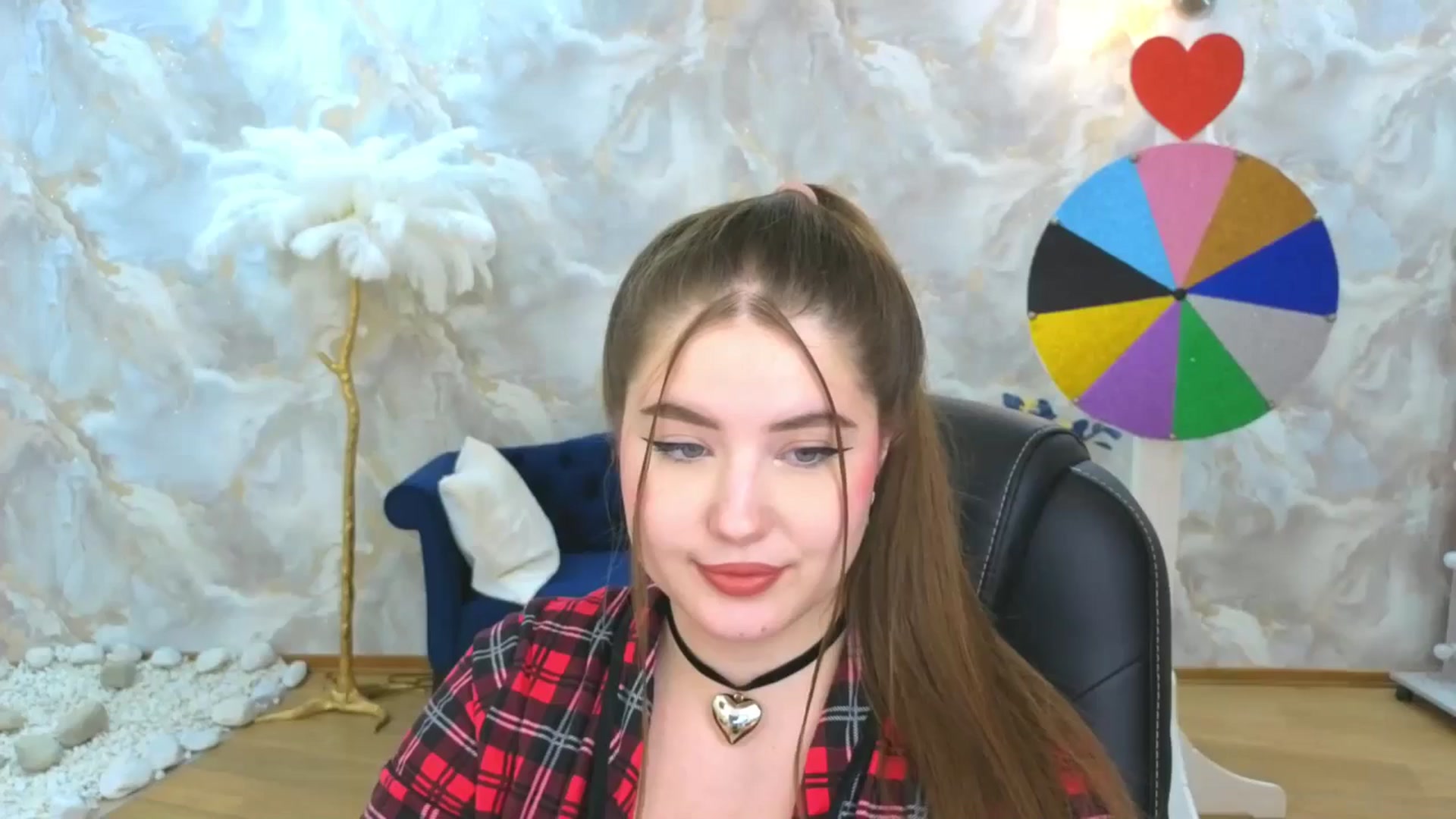Gallery image thumbnail from EnigmaVeil's myfreecams stream on, 10/05/2025, 08:53 image 13 of 20