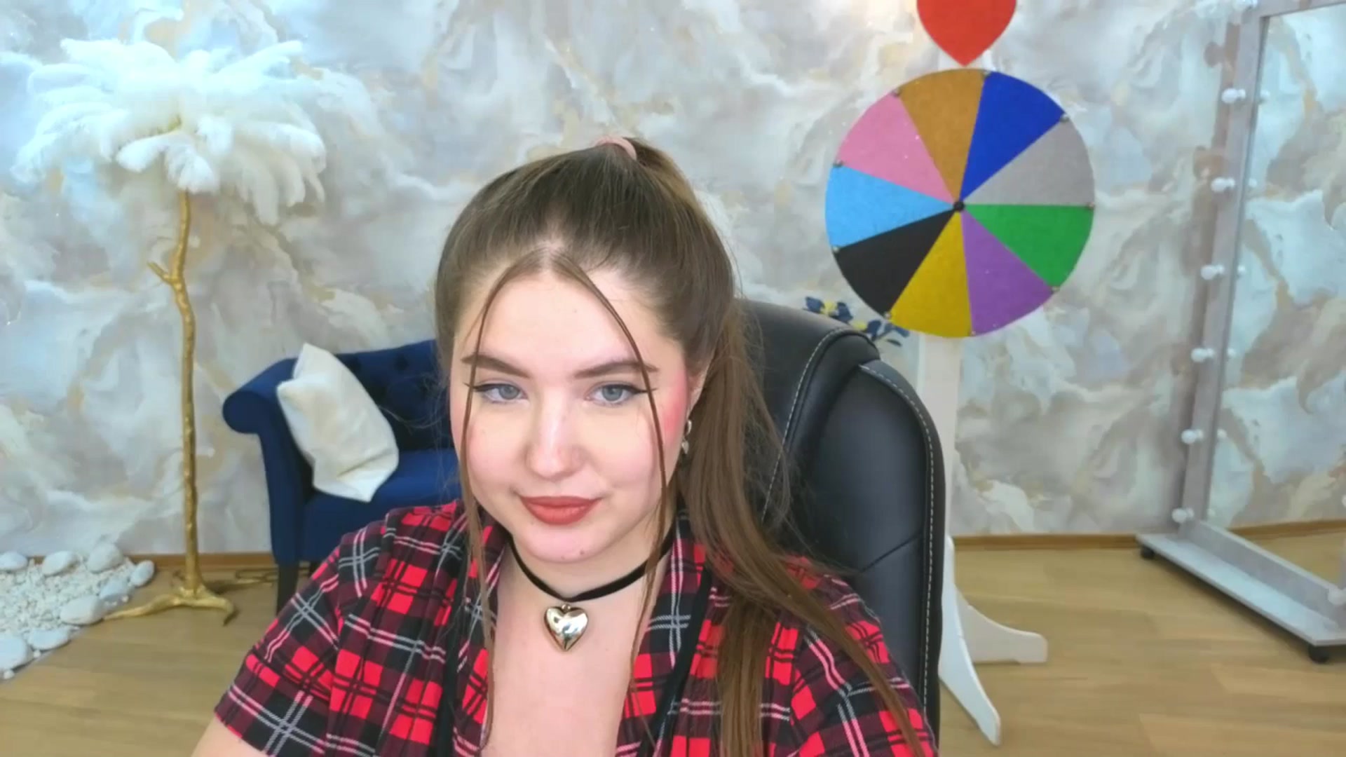 Gallery image thumbnail from EnigmaVeil's myfreecams stream on, 10/05/2025, 09:28 image 6 of 20