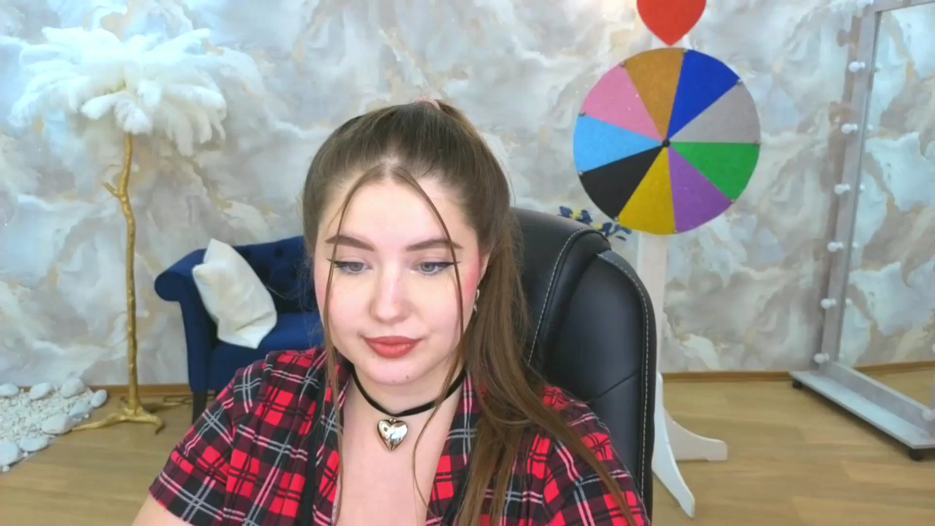 Gallery image thumbnail from EnigmaVeil's myfreecams stream on, 10/05/2025, 09:28 image 10 of 20