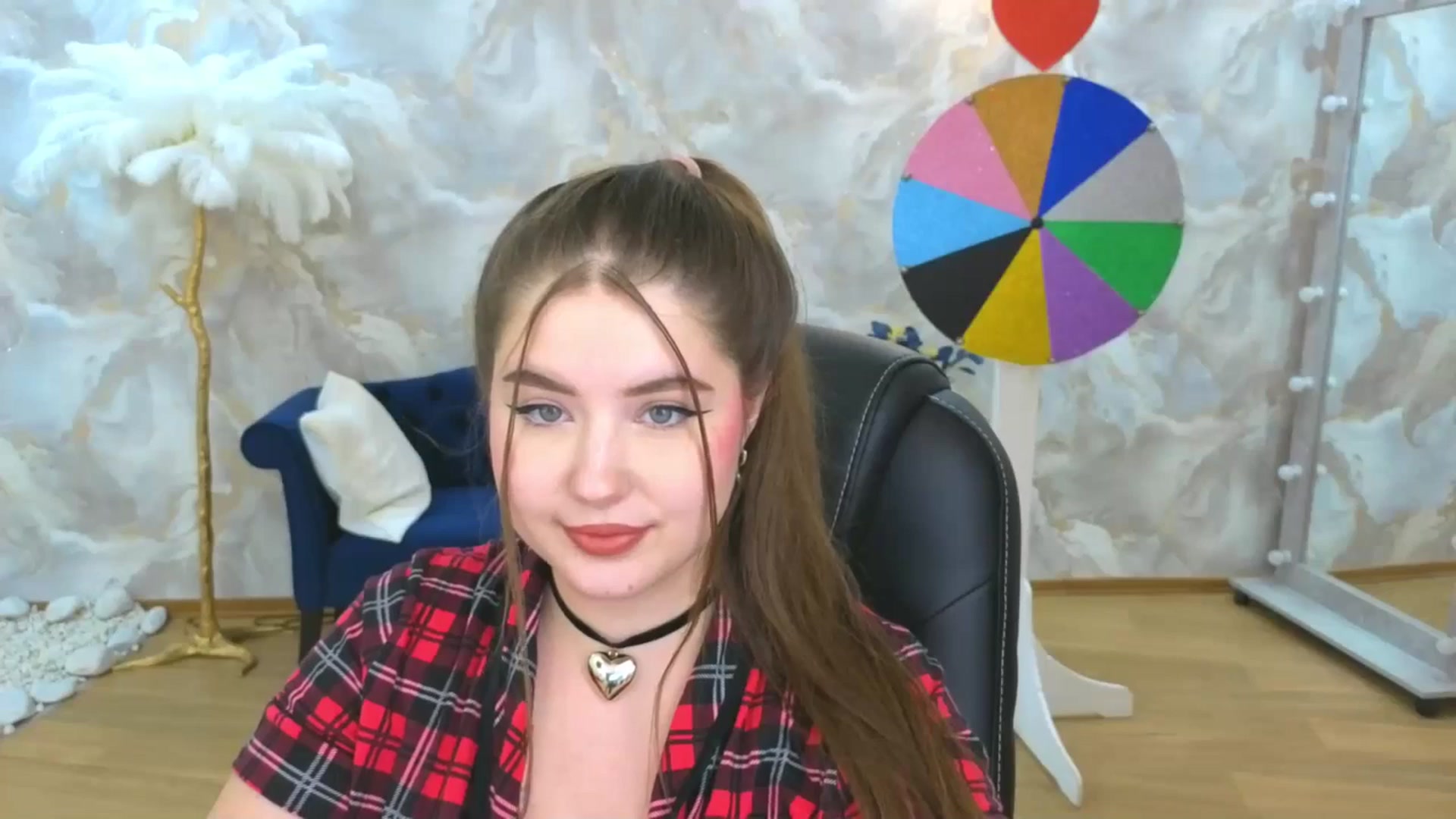 Gallery image thumbnail from EnigmaVeil's myfreecams stream on, 10/05/2025, 09:28 image 12 of 20