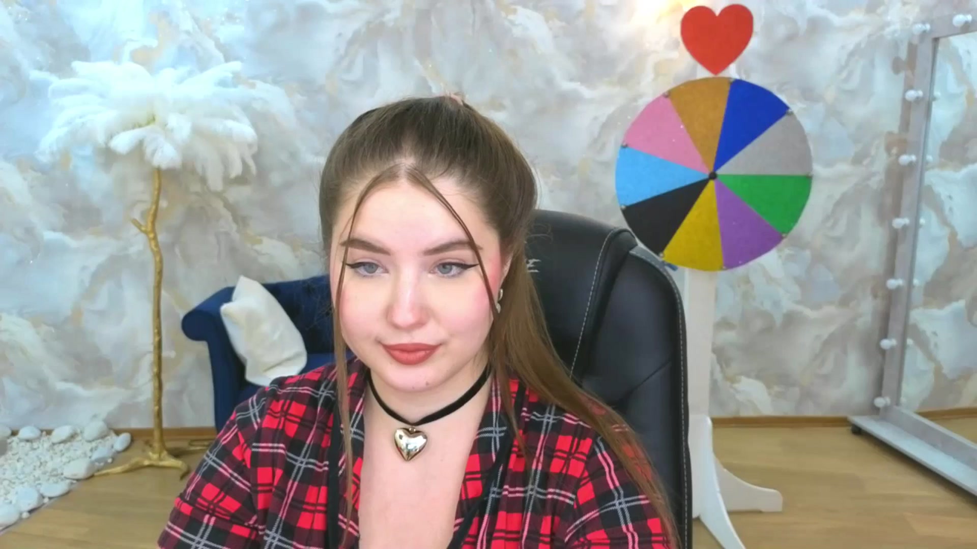 Gallery image thumbnail from EnigmaVeil's myfreecams stream on, 10/05/2025, 09:46 image 10 of 20