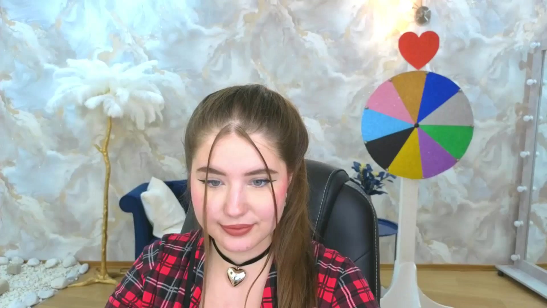 Gallery image thumbnail from EnigmaVeil's myfreecams stream on, 10/05/2025, 11:24 image 19 of 20
