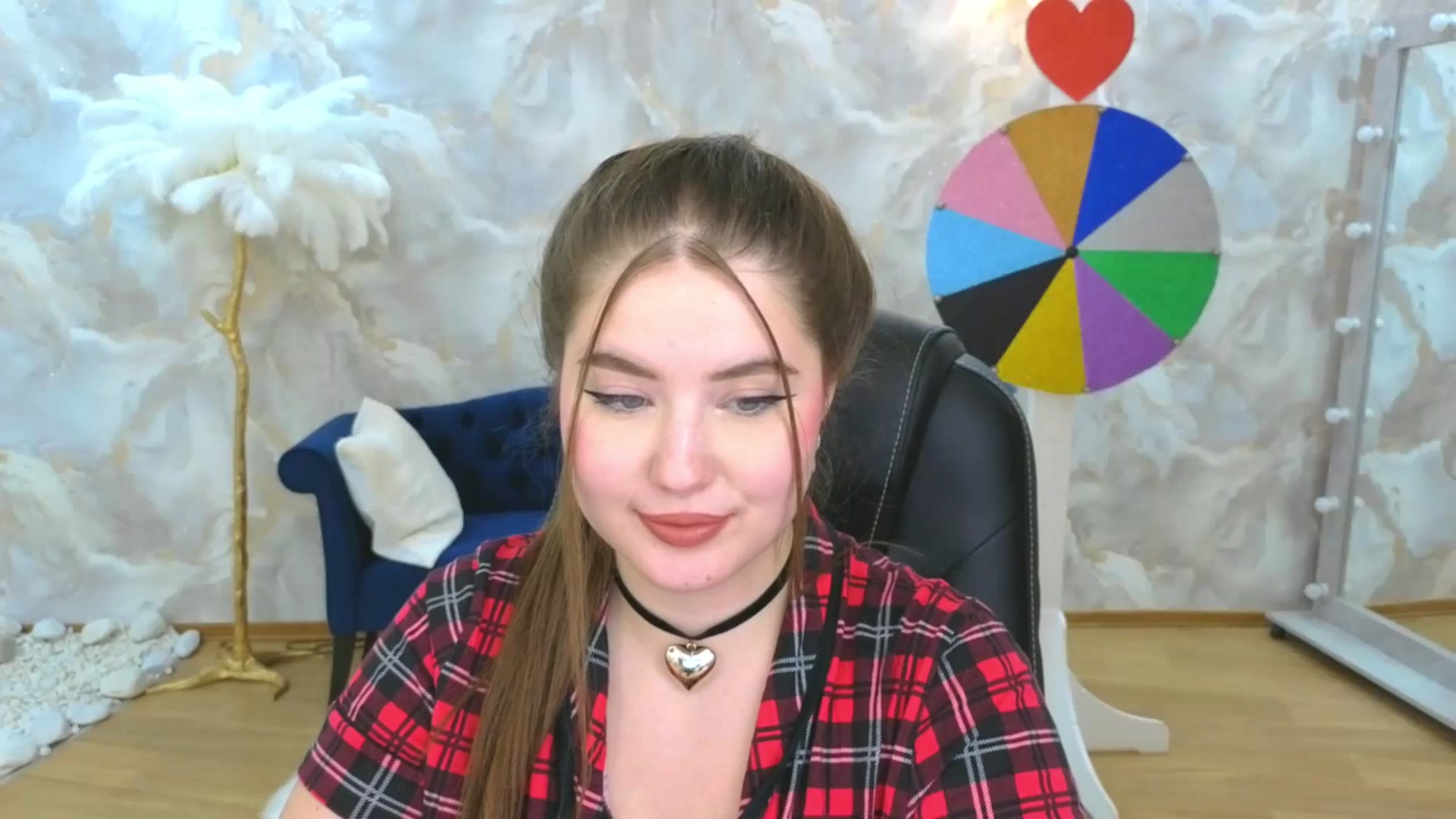 Gallery image thumbnail from EnigmaVeil's myfreecams stream on, 10/05/2025, 11:24 image 2 of 20