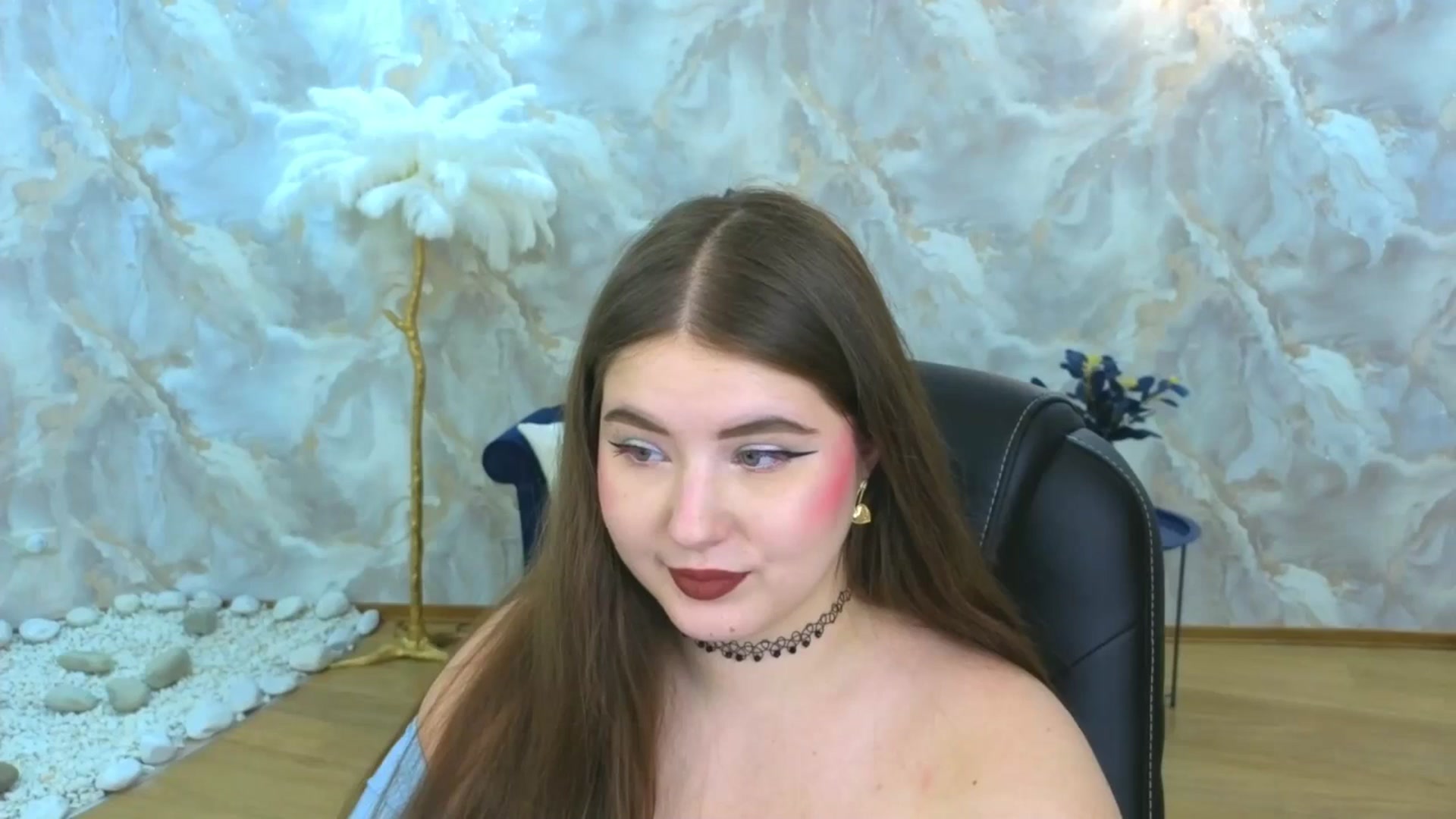 Gallery image thumbnail from EnigmaVeil's myfreecams stream on, 10/14/2025, 07:27 image 20 of 20