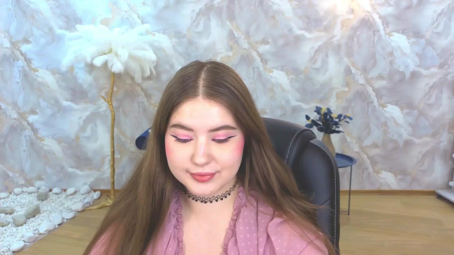 Gallery image thumbnail from EnigmaVeil's myfreecams stream on, 10/16/2025, 19:47 image 15 of 20