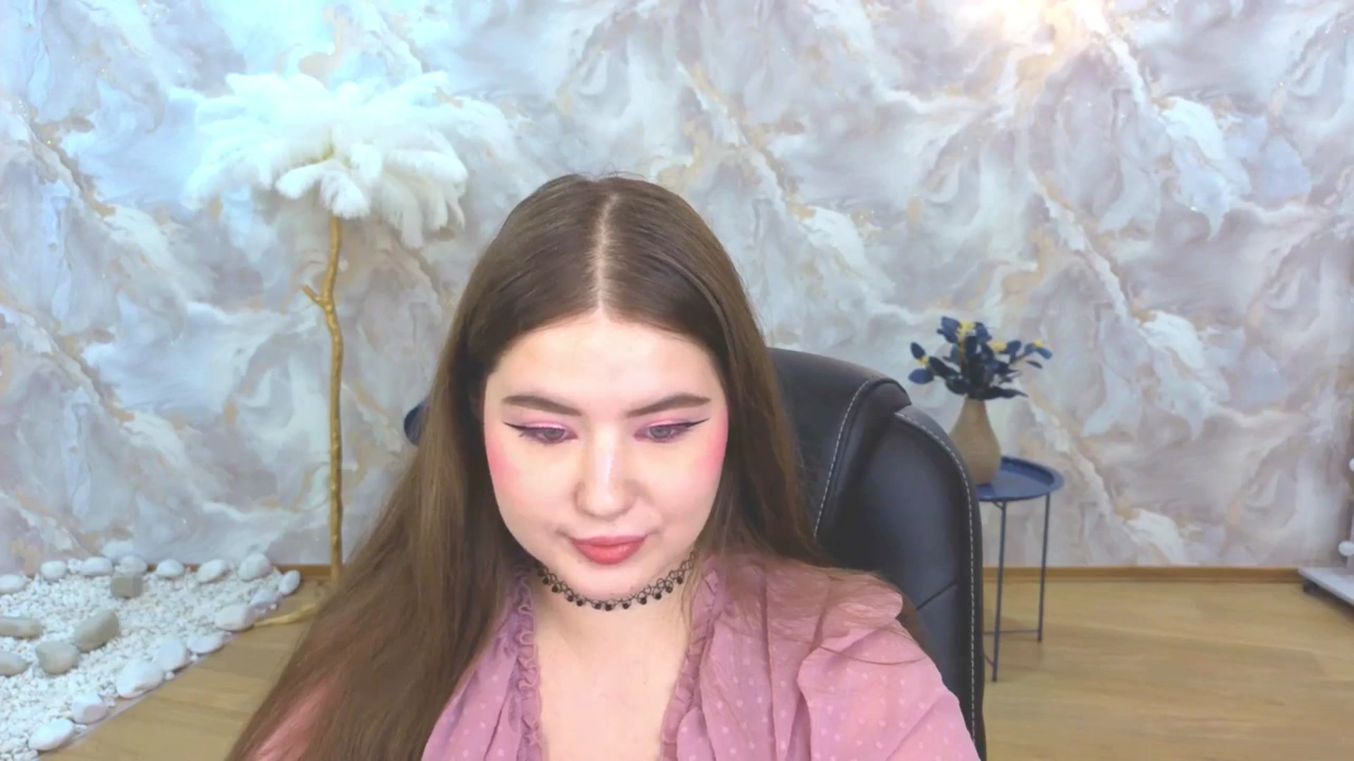 Gallery image thumbnail from EnigmaVeil's myfreecams stream on, 10/16/2025, 19:47 image 14 of 20