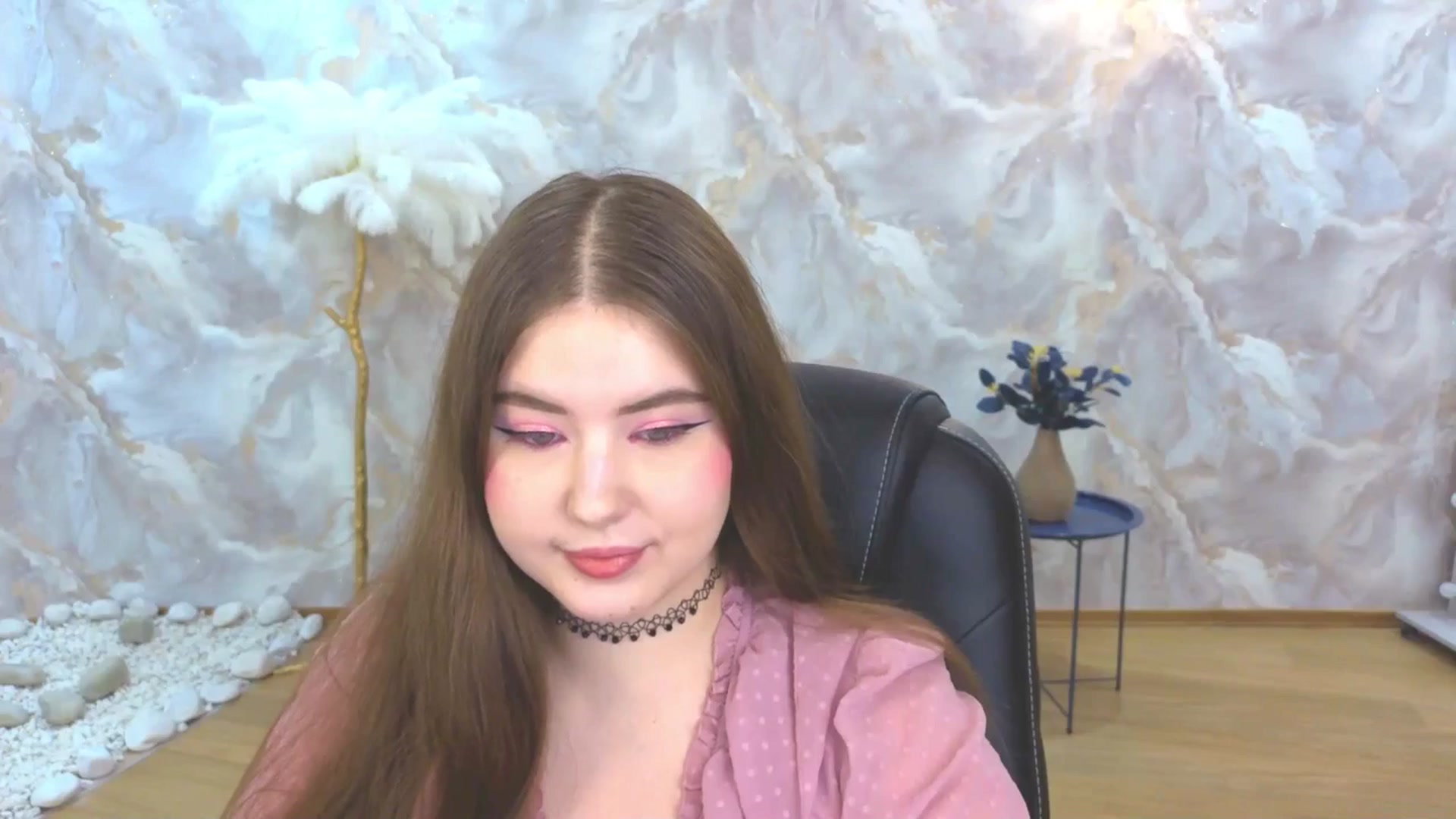 Gallery image thumbnail from EnigmaVeil's myfreecams stream on, 10/16/2025, 19:47 image 18 of 20
