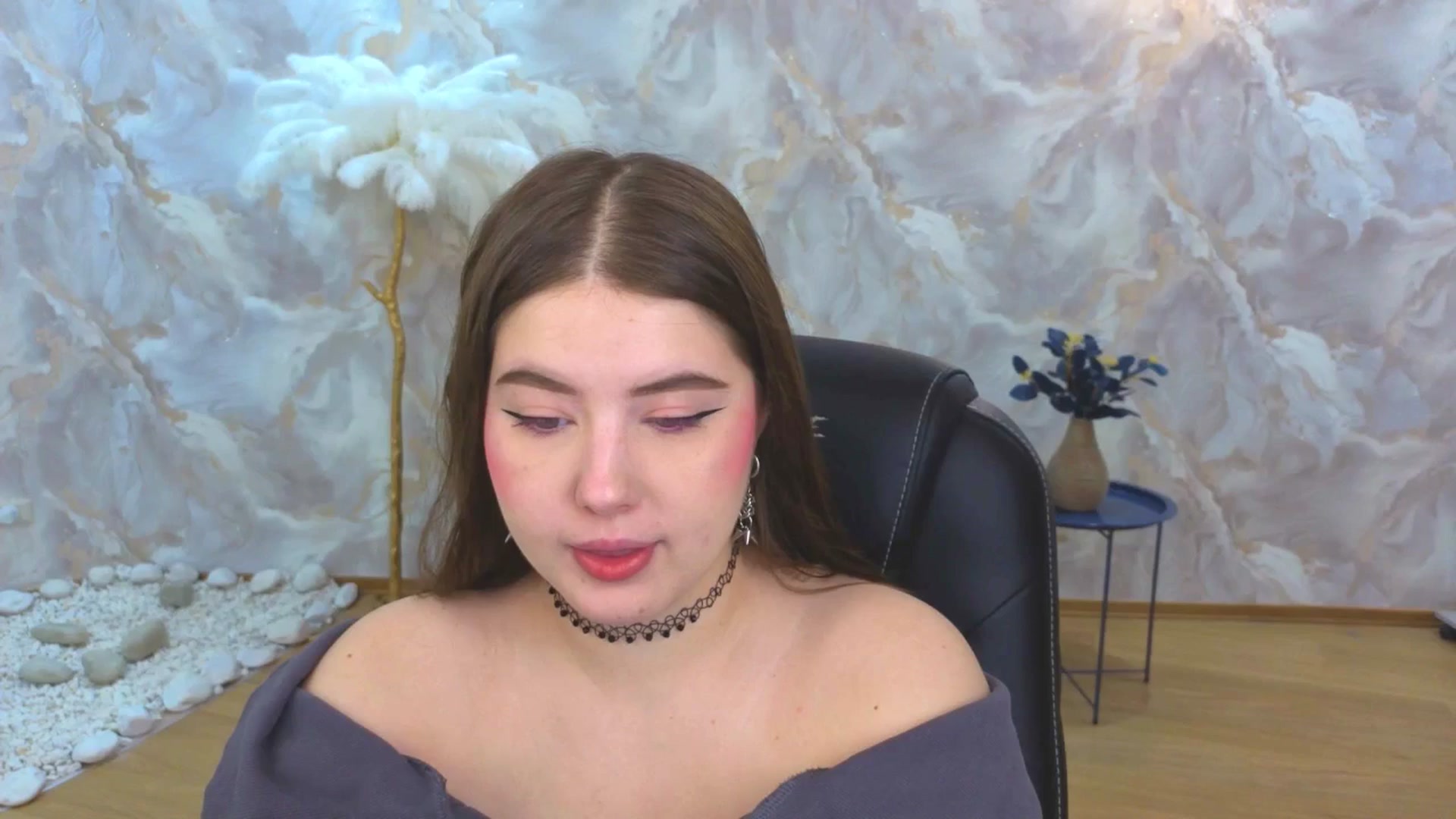 Gallery image thumbnail from EnigmaVeil's myfreecams stream on, 10/17/2025, 19:02 image 1 of 20
