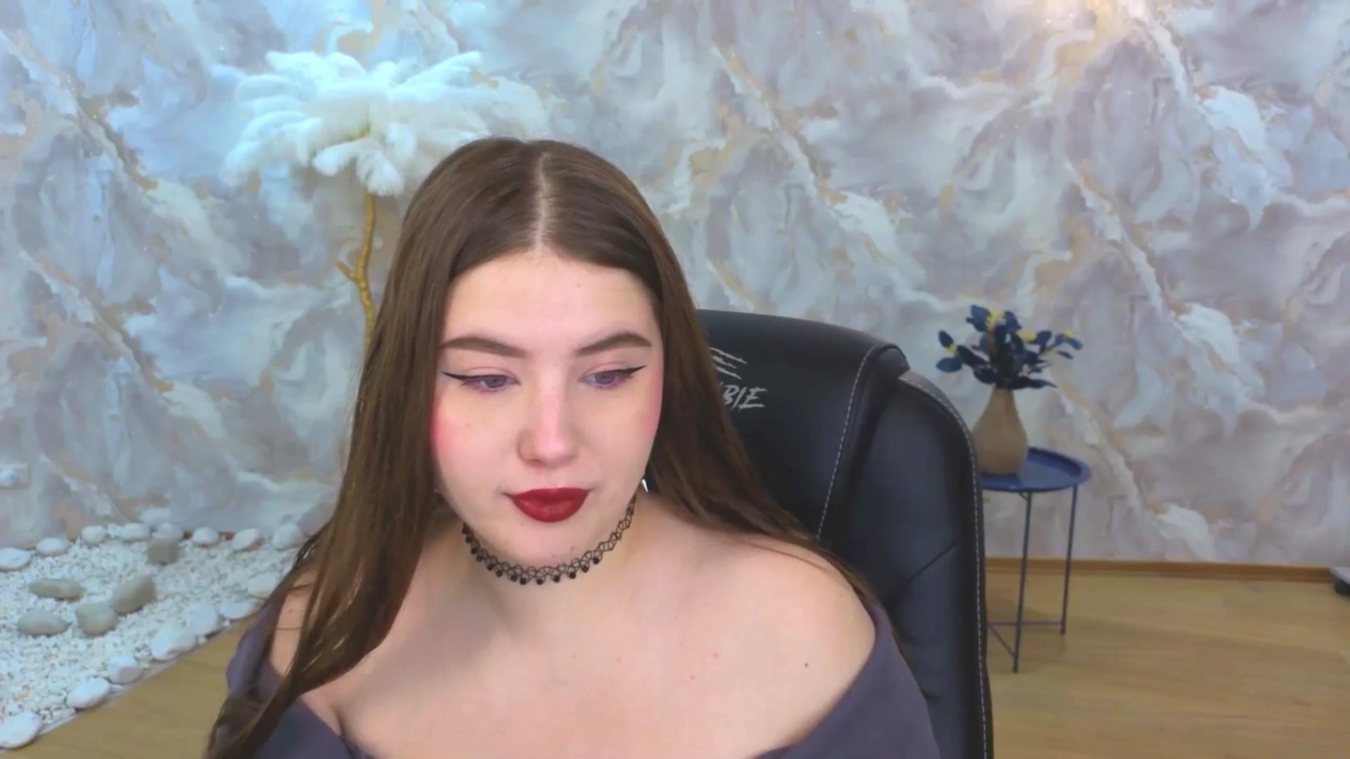 Gallery image thumbnail from EnigmaVeil's myfreecams stream on, 10/17/2025, 19:02 image 2 of 20
