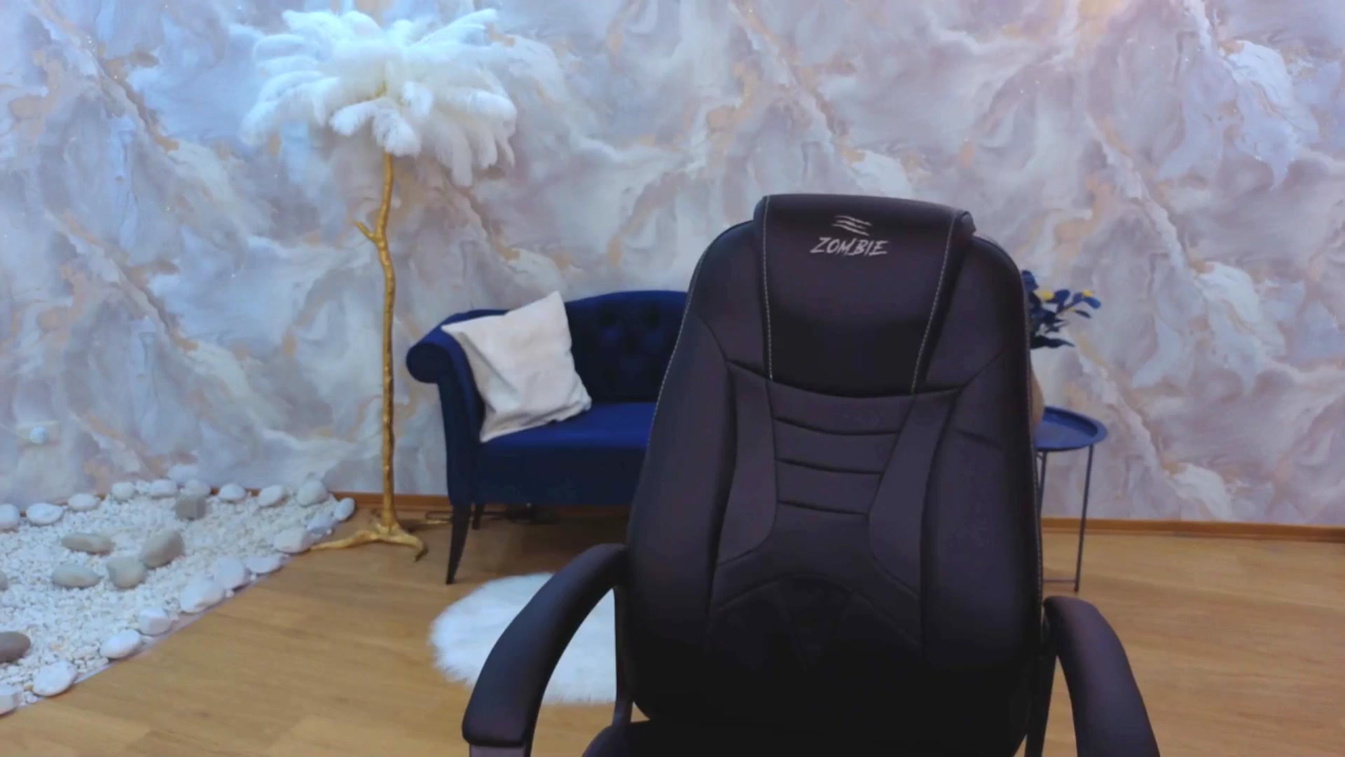 Gallery image thumbnail from EnigmaVeil's myfreecams stream on, 10/19/2025, 22:51 image 15 of 20