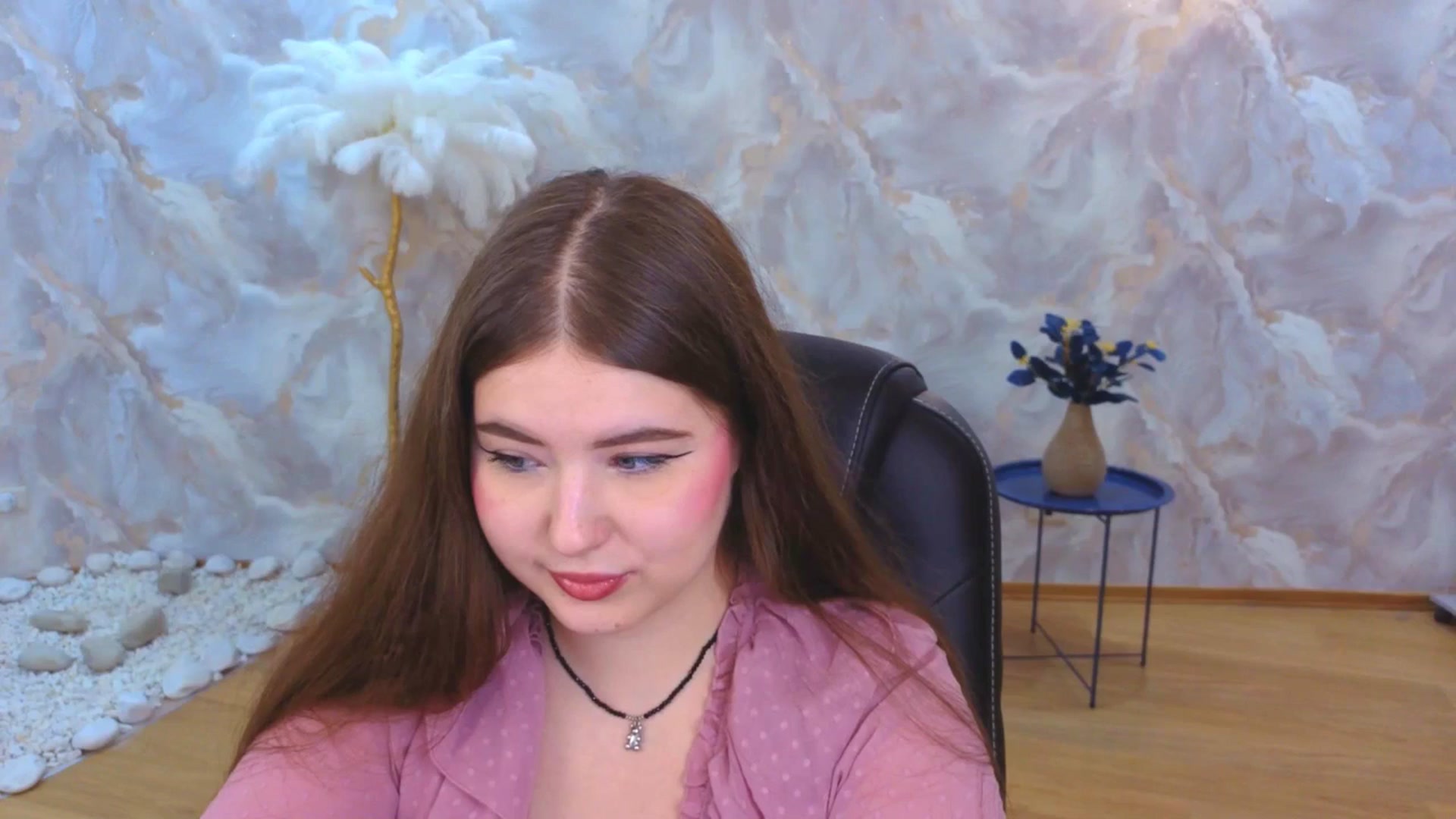Gallery image thumbnail from EnigmaVeil's myfreecams stream on, 10/23/2025, 21:47 image 11 of 20