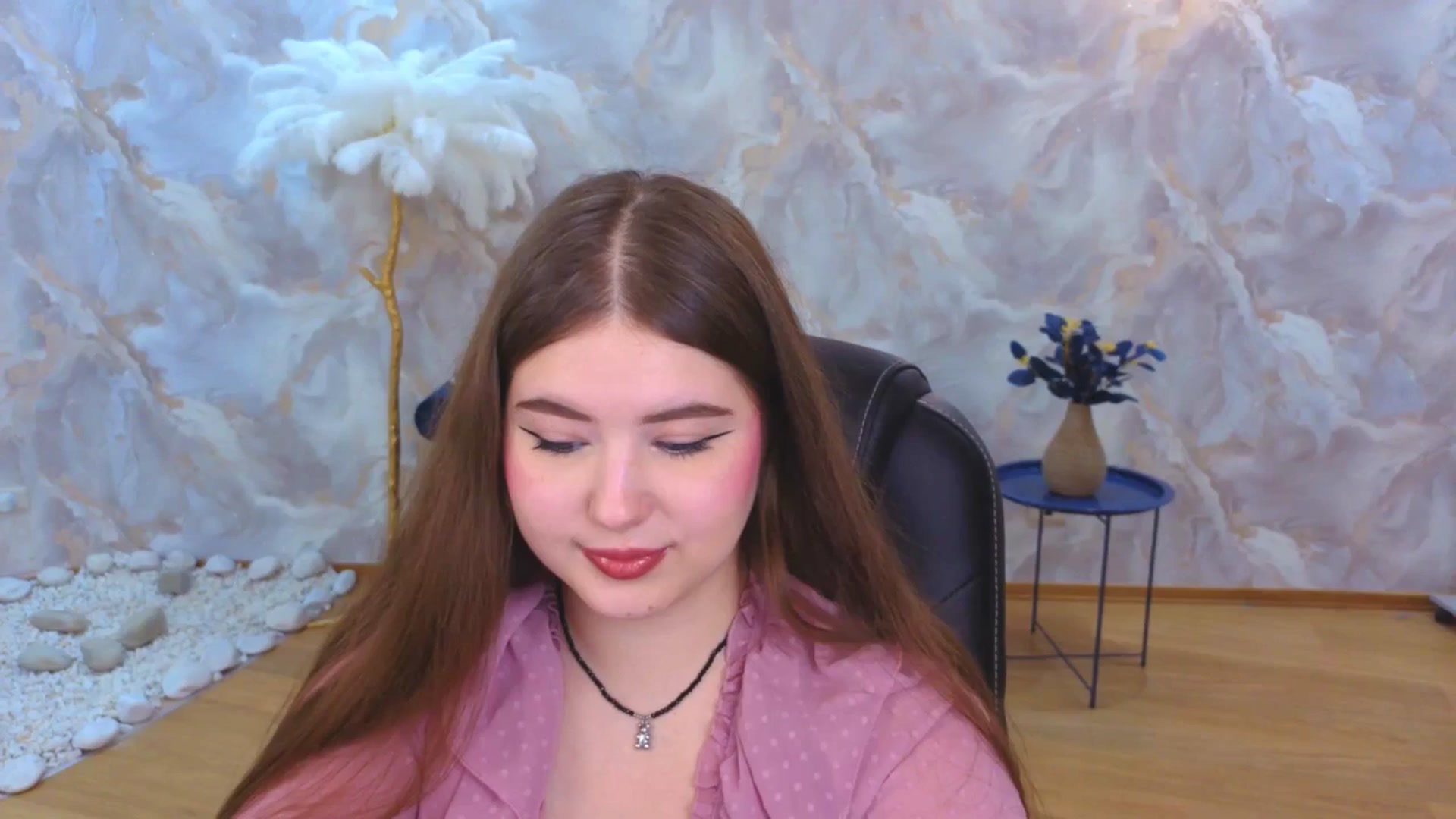 Gallery image thumbnail from EnigmaVeil's myfreecams stream on, 10/23/2025, 21:47 image 18 of 20