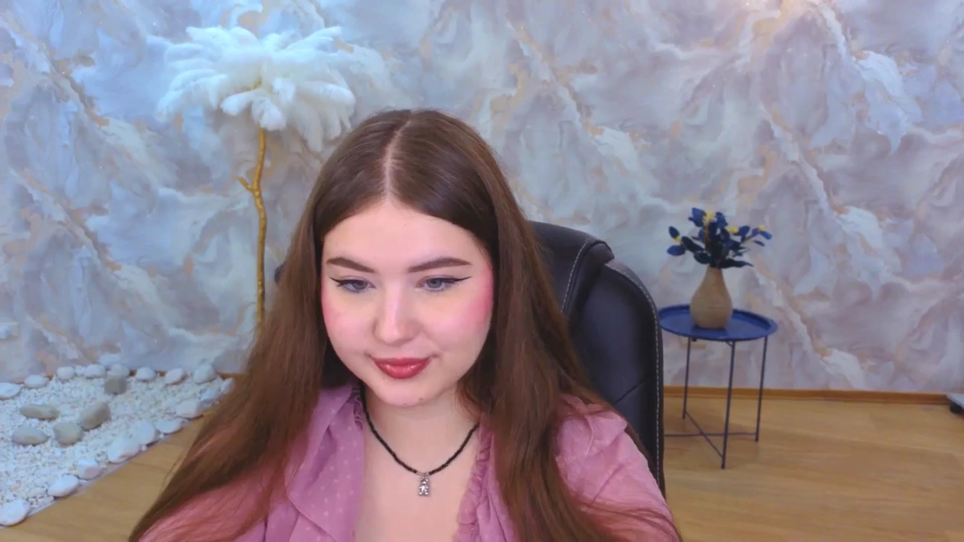 Gallery image thumbnail from EnigmaVeil's myfreecams stream on, 10/23/2025, 21:47 image 17 of 20