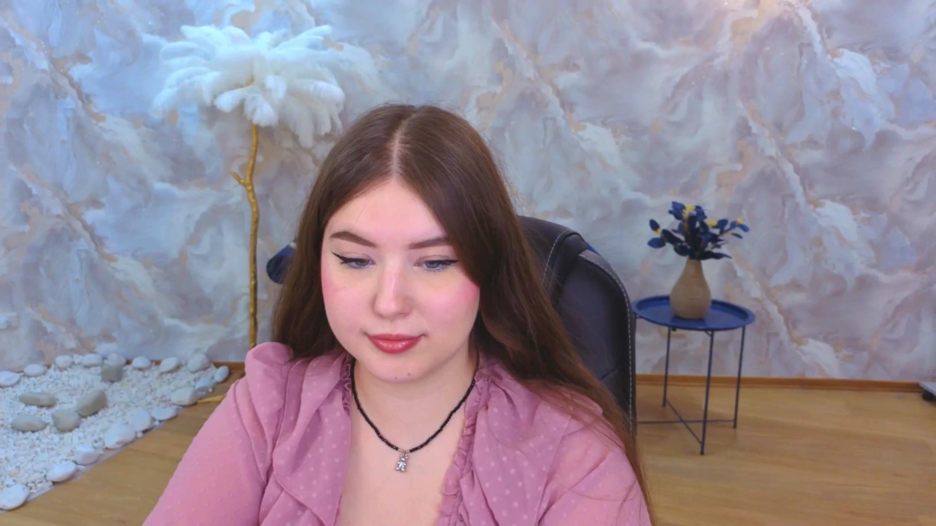 Gallery image thumbnail from EnigmaVeil's myfreecams stream on, 10/23/2025, 21:47 image 8 of 20