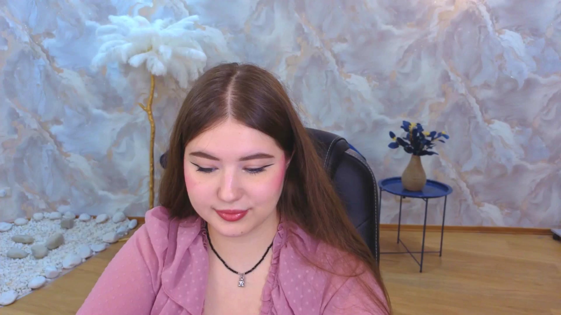 Gallery image thumbnail from EnigmaVeil's myfreecams stream on, 10/23/2025, 21:47 image 3 of 20