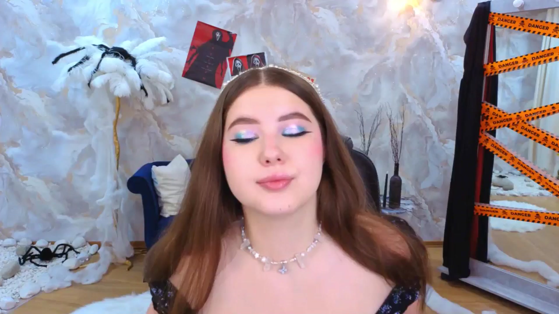 Gallery image thumbnail from EnigmaVeil's myfreecams stream on, 10/24/2025, 19:33 image 8 of 20