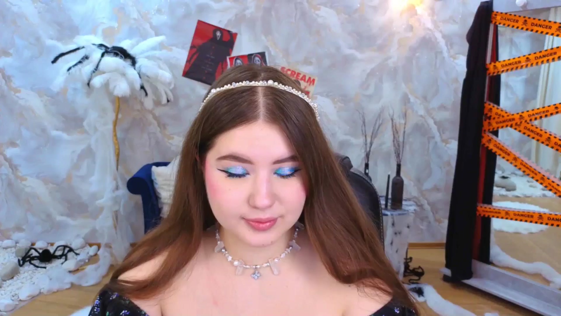 Gallery image thumbnail from EnigmaVeil's myfreecams stream on, 10/24/2025, 19:33 image 5 of 20