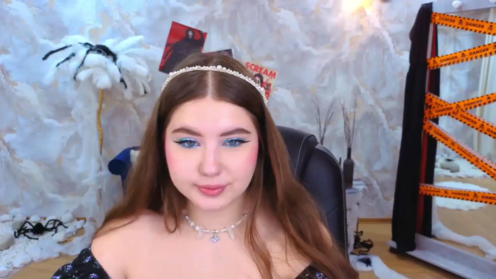 Gallery image thumbnail from EnigmaVeil's myfreecams stream on, 10/24/2025, 19:33 image 16 of 20