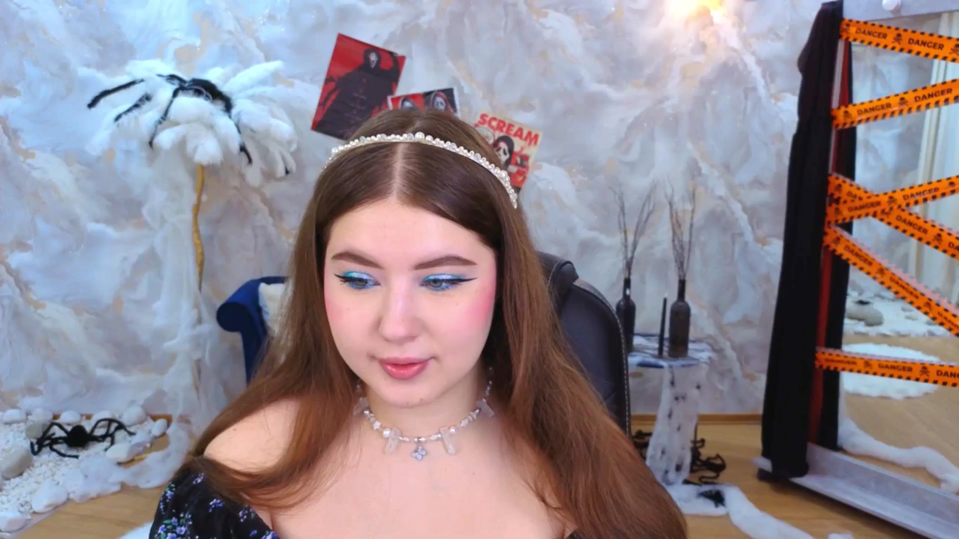 Gallery image thumbnail from EnigmaVeil's myfreecams stream on, 10/24/2025, 19:33 image 7 of 20