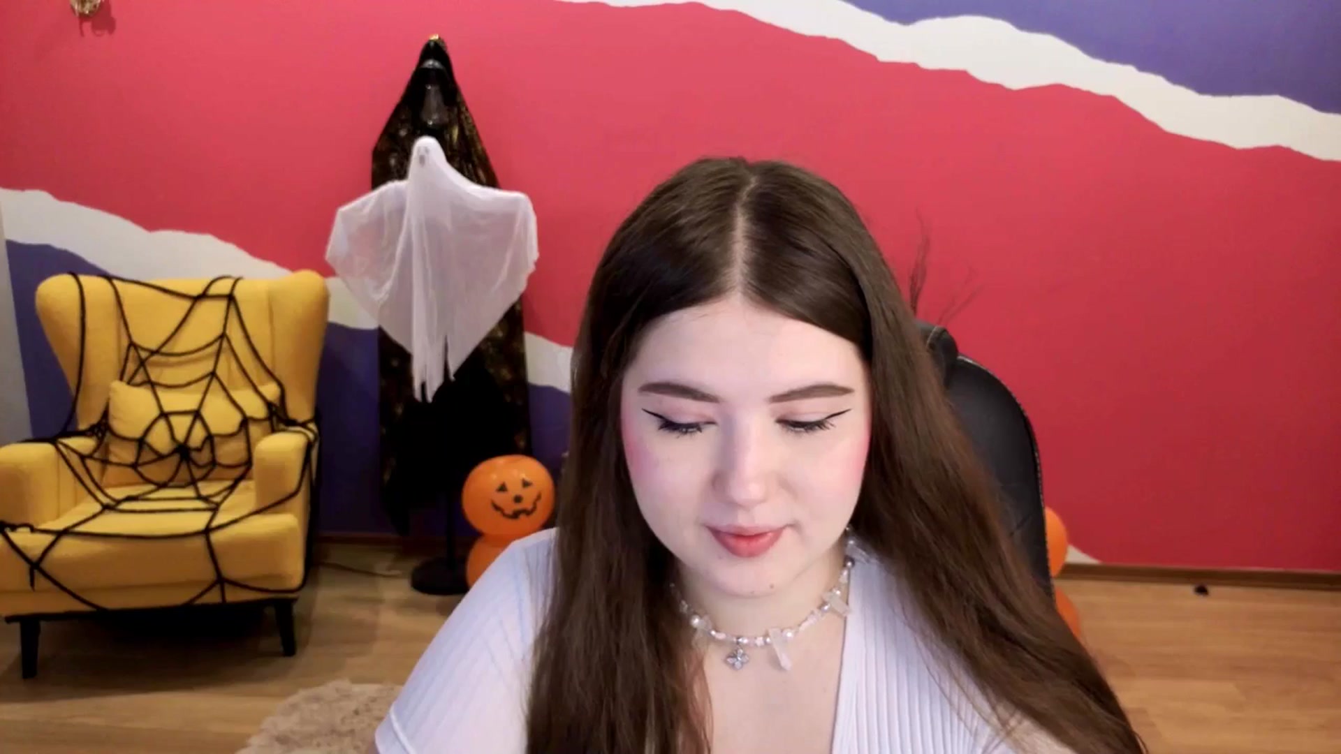 Gallery image thumbnail from EnigmaVeil's myfreecams stream on, 10/25/2025, 18:39 image 10 of 20