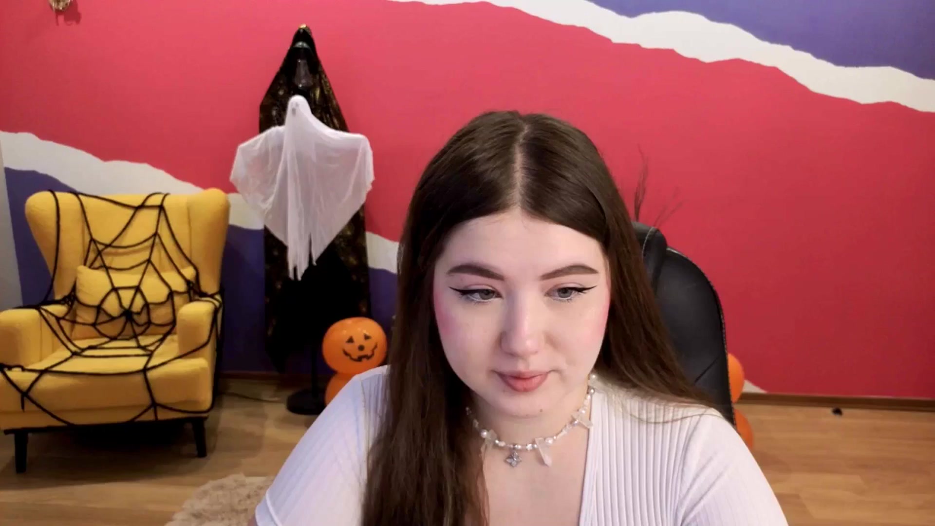 Gallery image thumbnail from EnigmaVeil's myfreecams stream on, 10/25/2025, 18:39 image 7 of 20