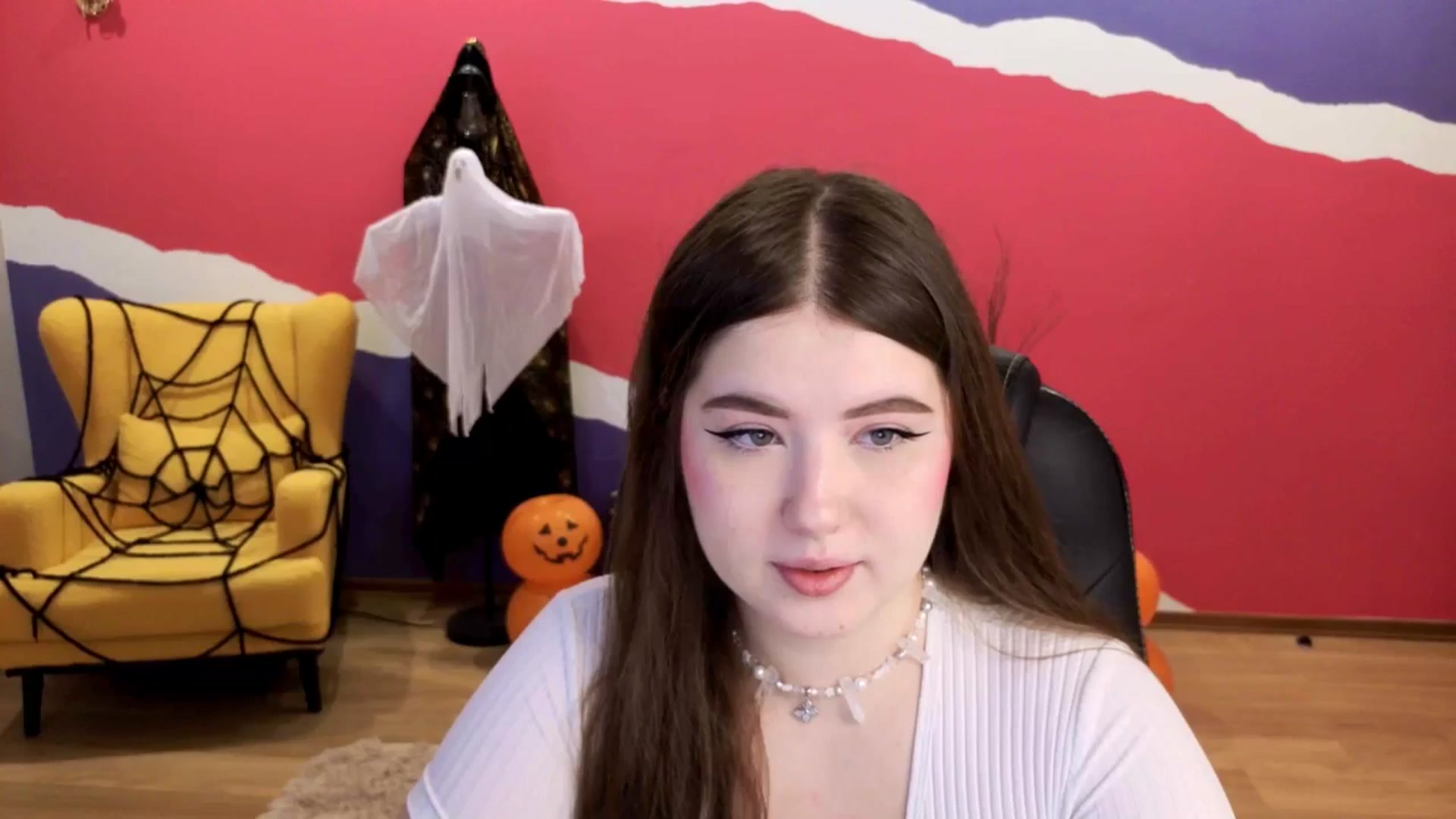 Gallery image thumbnail from EnigmaVeil's myfreecams stream on, 10/25/2025, 18:39 image 8 of 20