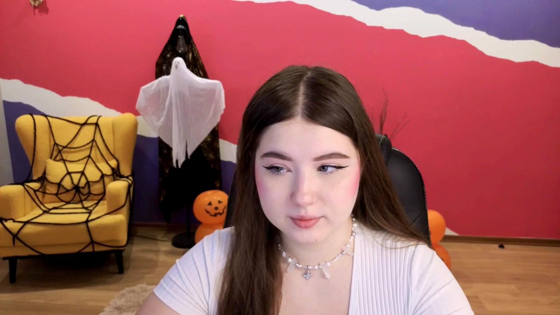 Gallery image thumbnail from EnigmaVeil's myfreecams stream on, 10/25/2025, 18:39 image 1 of 20