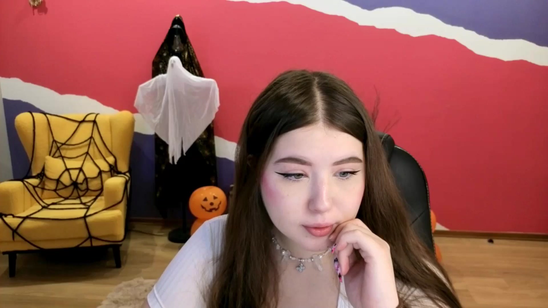 Gallery image thumbnail from EnigmaVeil's myfreecams stream on, 10/25/2025, 18:39 image 12 of 20