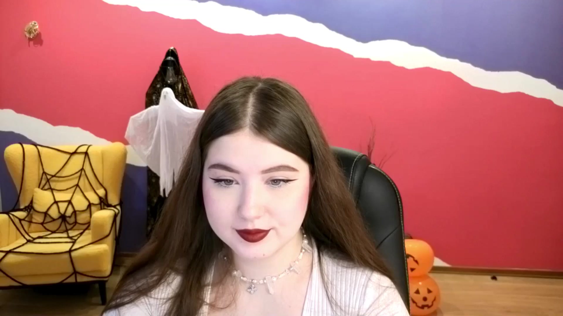 Gallery image thumbnail from EnigmaVeil's myfreecams stream on, 10/25/2025, 19:25 image 15 of 20