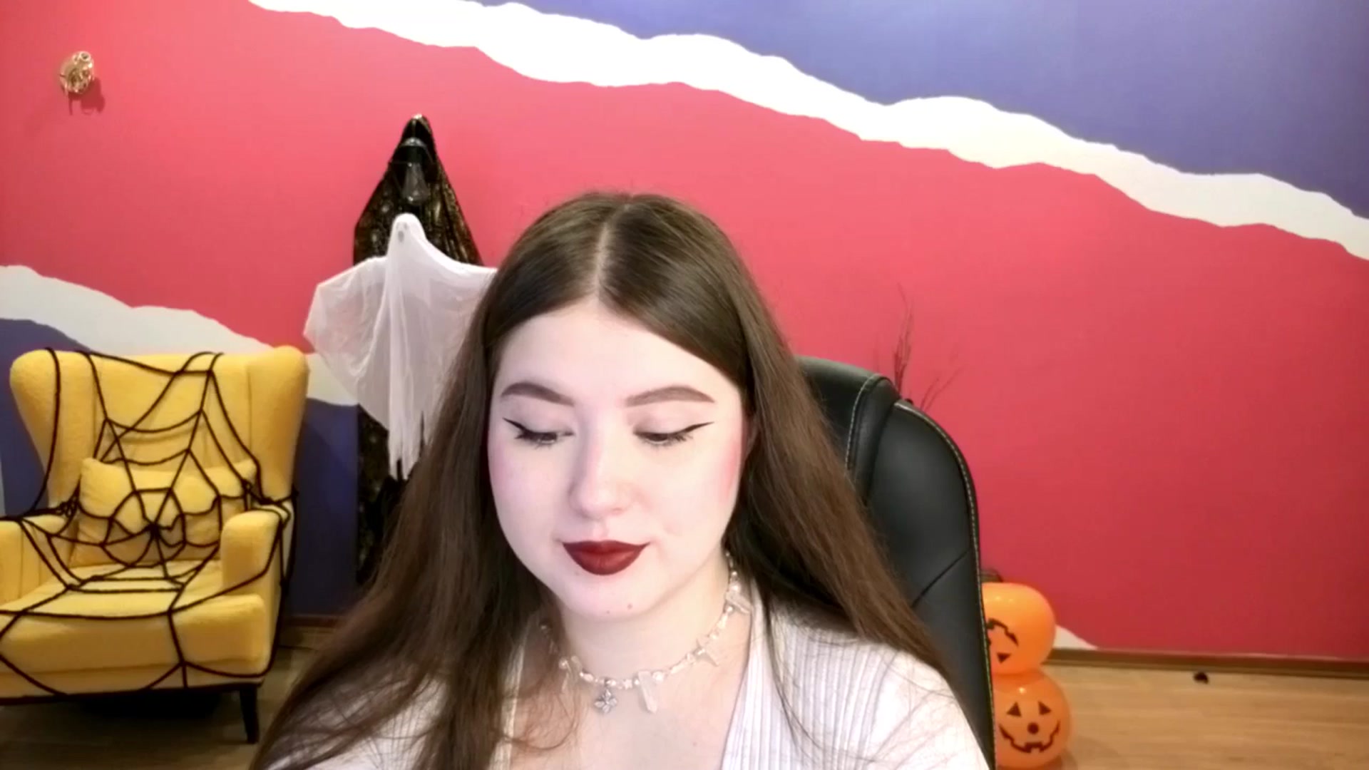Gallery image thumbnail from EnigmaVeil's myfreecams stream on, 10/25/2025, 19:25 image 16 of 20