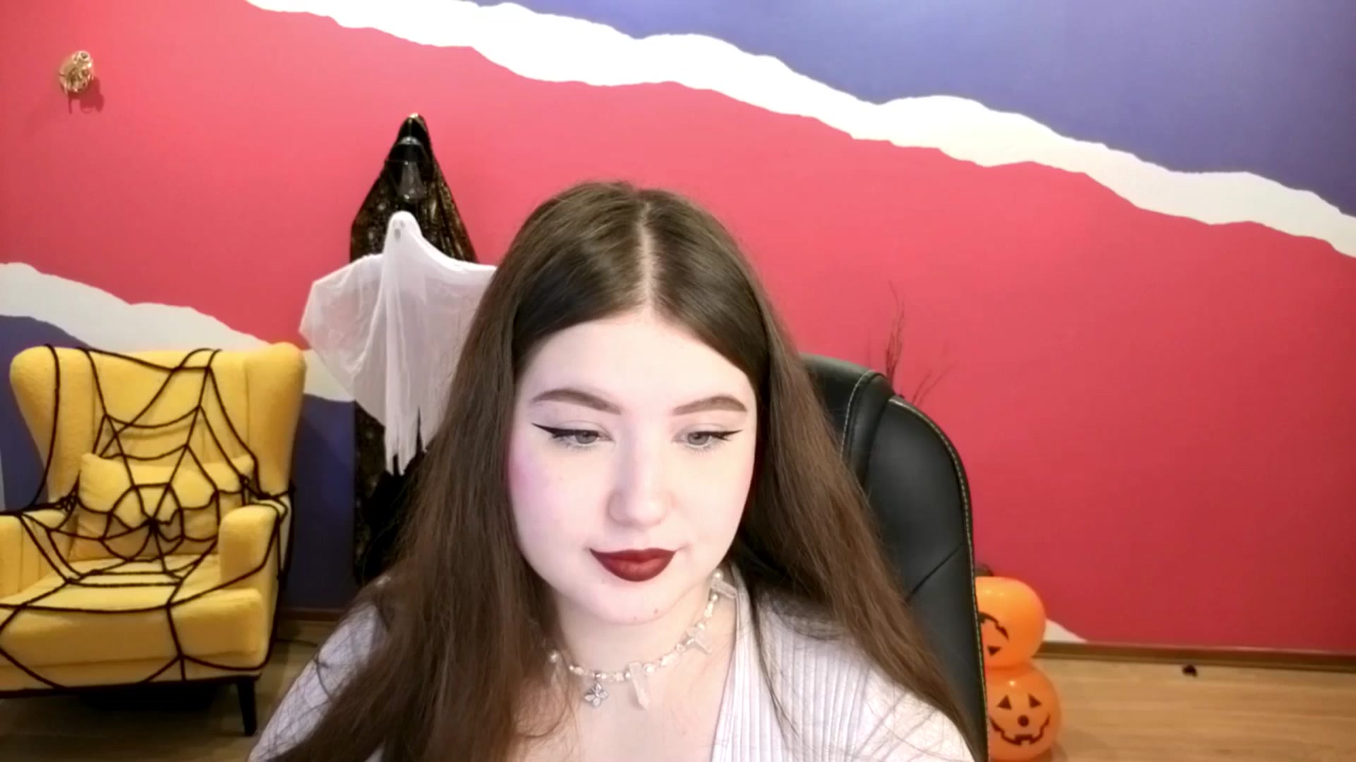 Gallery image thumbnail from EnigmaVeil's myfreecams stream on, 10/25/2025, 19:25 image 20 of 20
