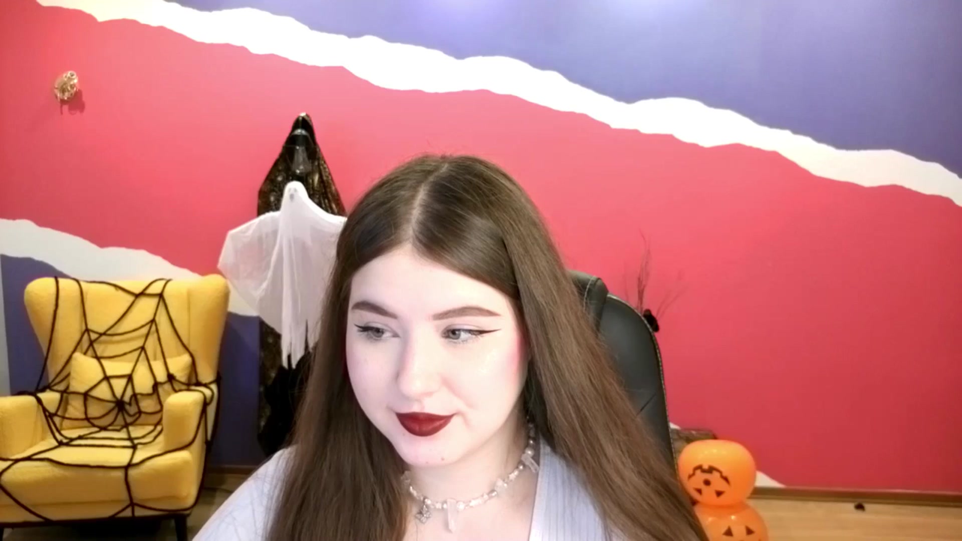 Gallery image thumbnail from EnigmaVeil's myfreecams stream on, 10/25/2025, 21:11 image 14 of 20