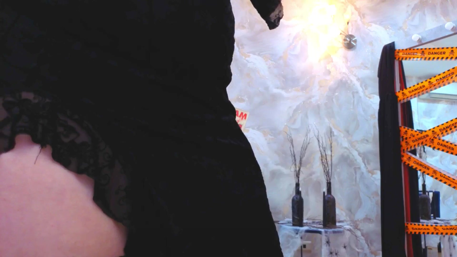 Gallery image thumbnail from EnigmaVeil's myfreecams stream on, 10/26/2025, 21:00 image 4 of 20