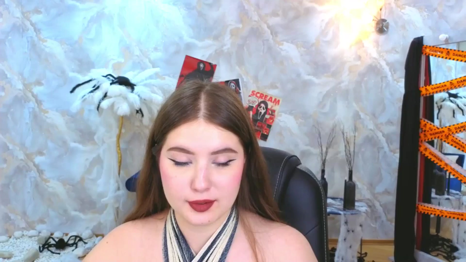 Gallery image thumbnail from EnigmaVeil's myfreecams stream on, 10/27/2025, 24:46 image 6 of 20