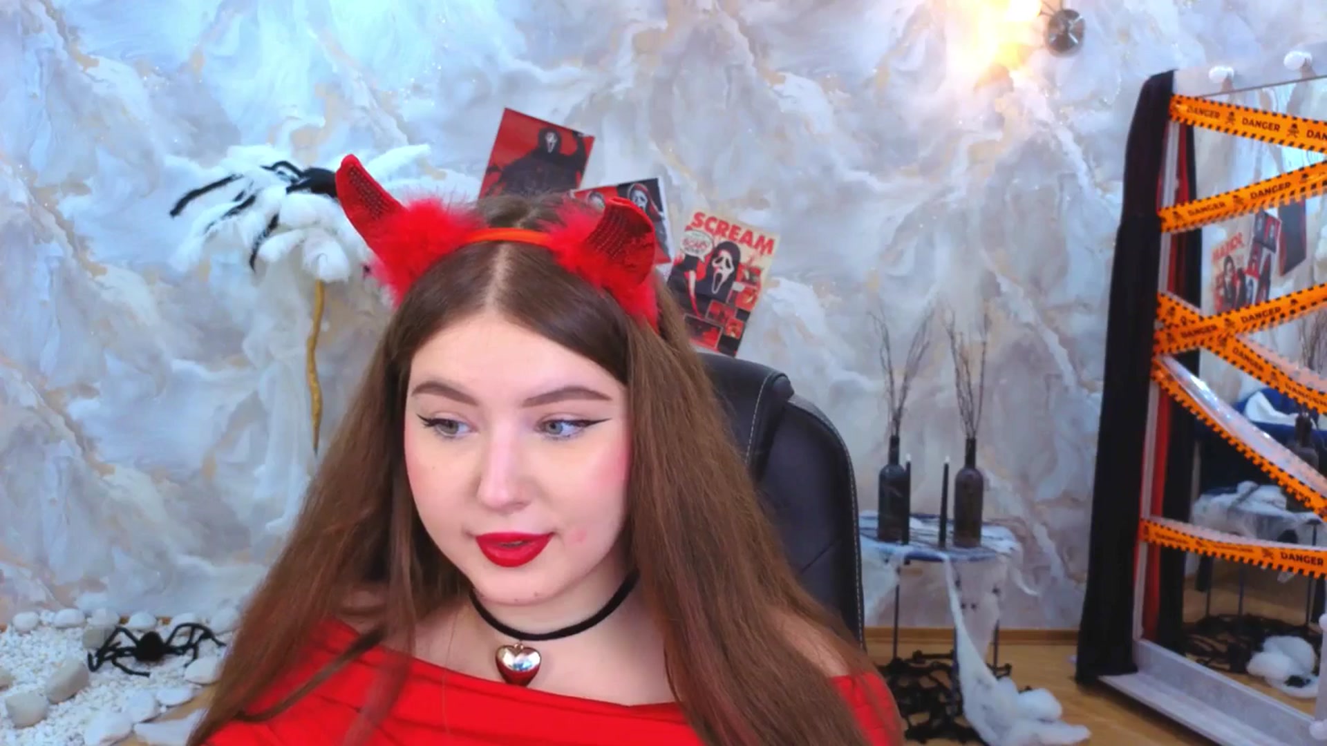 Gallery image thumbnail from EnigmaVeil's myfreecams stream on, 10/28/2025, 05:29 image 9 of 20