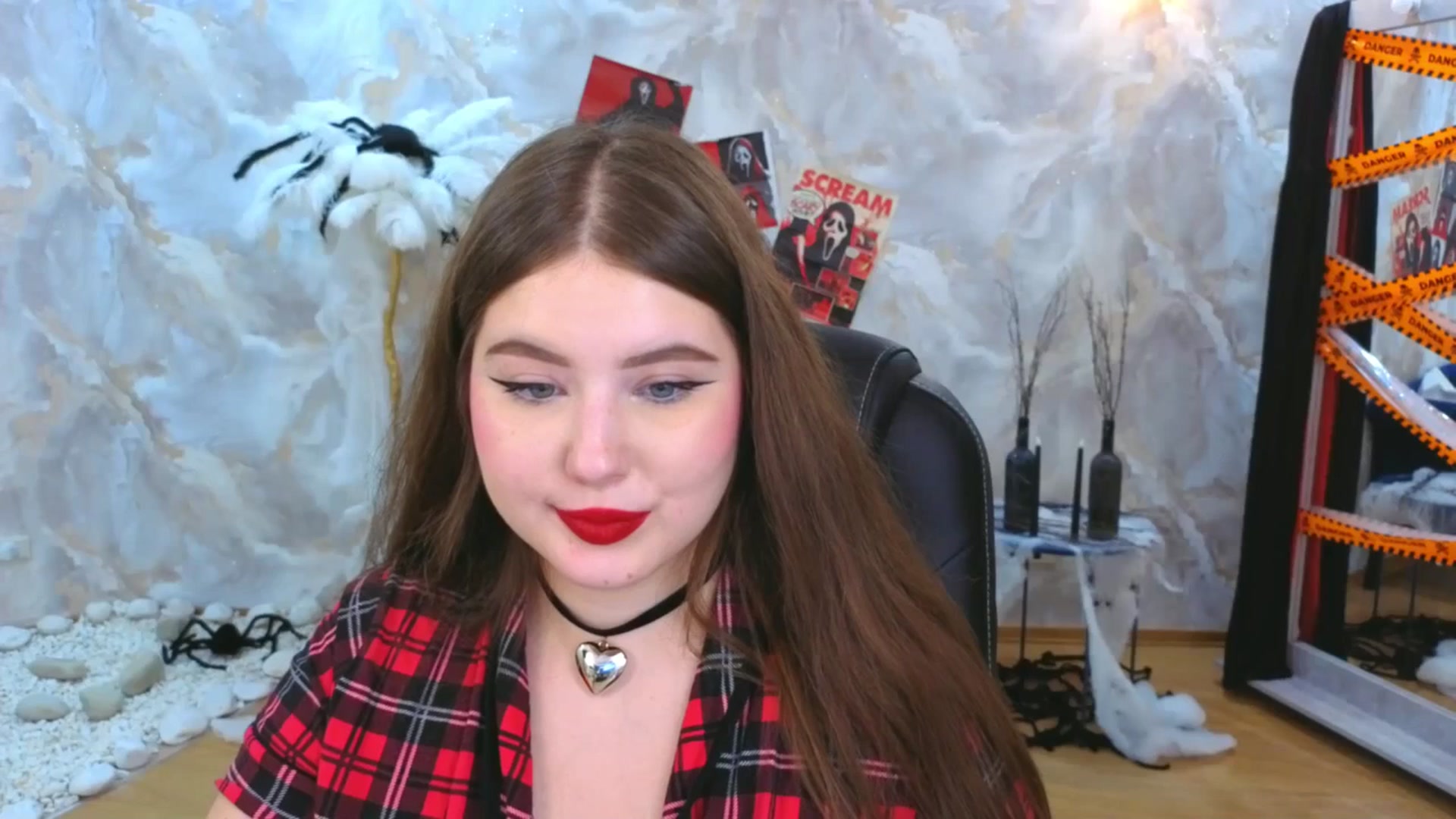Gallery image thumbnail from EnigmaVeil's myfreecams stream on, 10/28/2025, 09:32 image 10 of 20