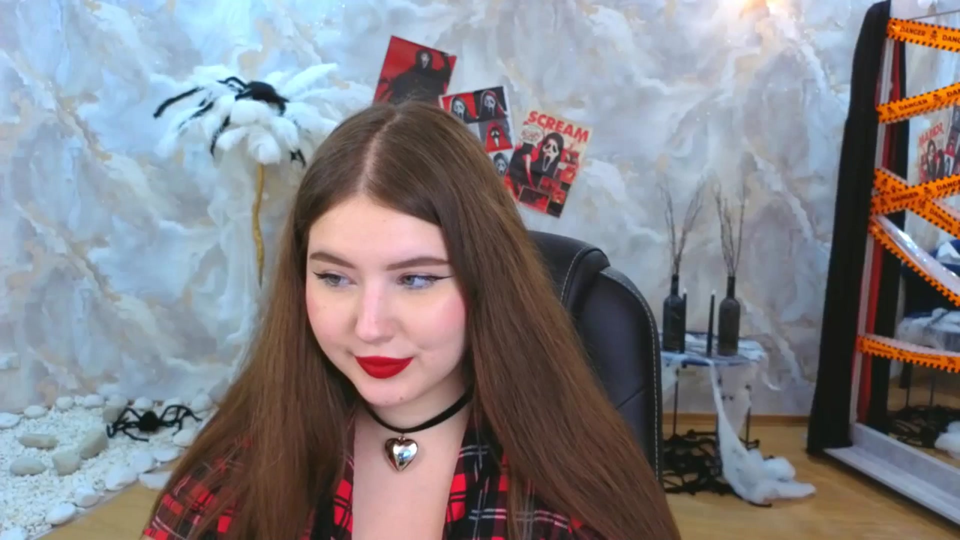 Gallery image thumbnail from EnigmaVeil's myfreecams stream on, 10/28/2025, 09:32 image 16 of 20