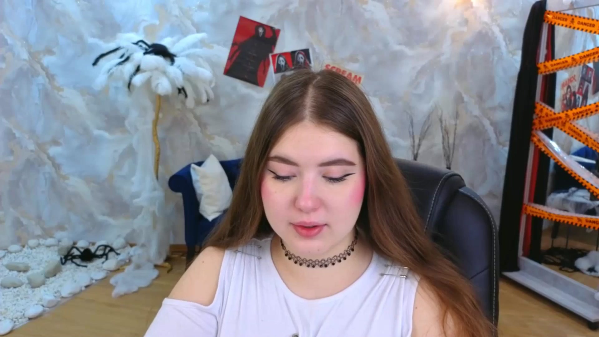 Gallery image thumbnail from EnigmaVeil's myfreecams stream on, 11/01/2025, 18:53 image 4 of 20
