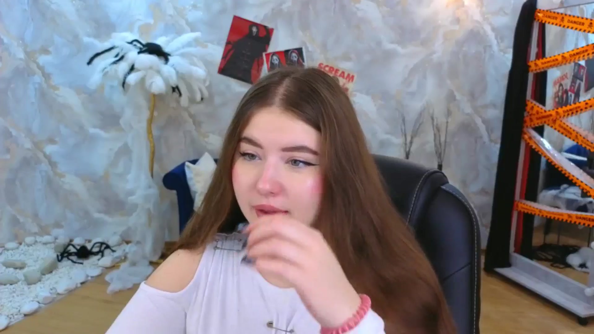 Gallery image thumbnail from EnigmaVeil's myfreecams stream on, 11/01/2025, 18:53 image 11 of 20