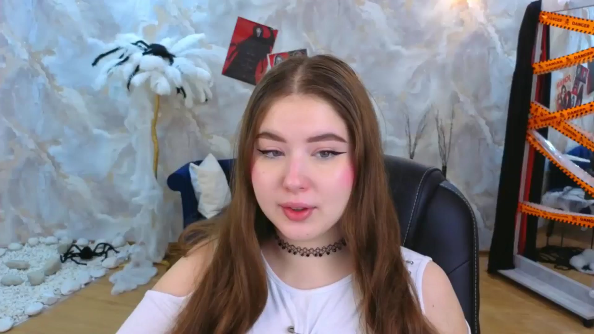 Gallery image thumbnail from EnigmaVeil's myfreecams stream on, 11/01/2025, 18:53 image 1 of 20